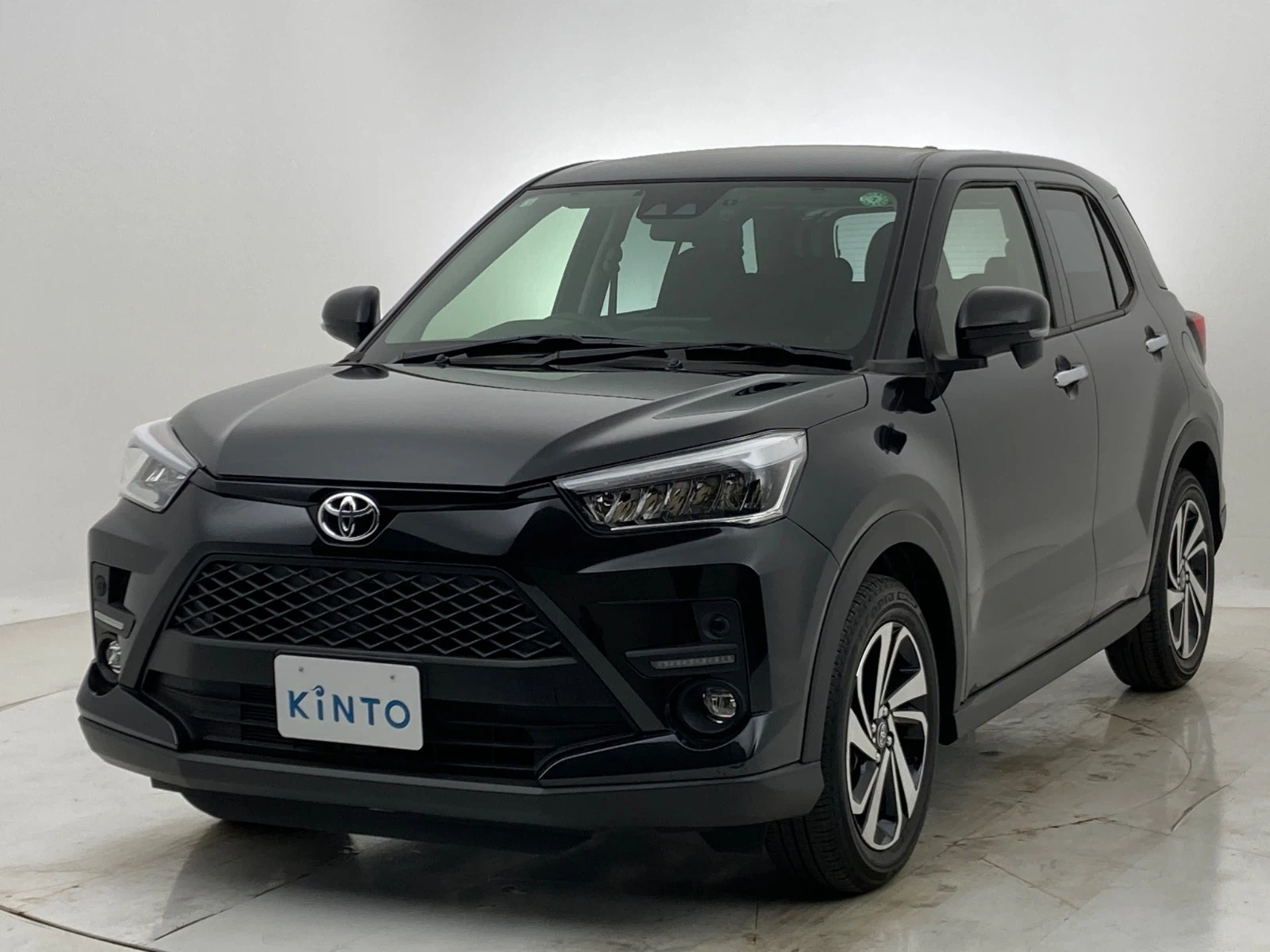 RAIZE Z GAS 1.0L+ターボ 2WD(5人)