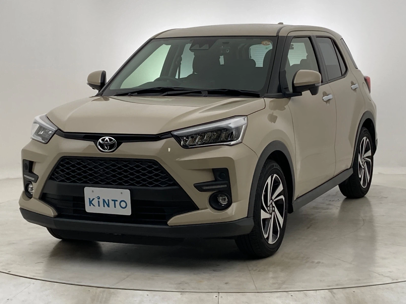 RAIZE Z GAS 1.2L 2WD(5人)