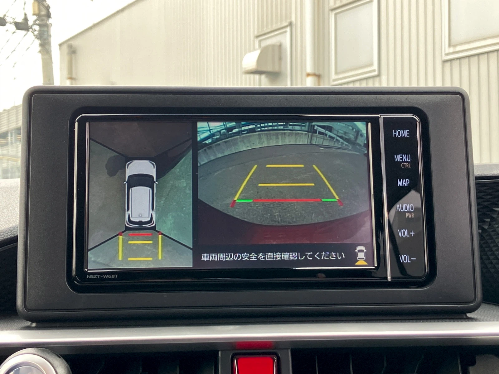 車両の画像