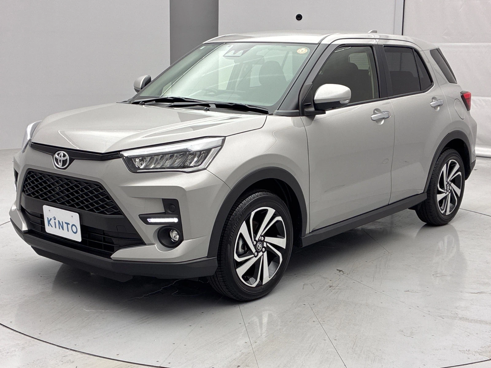 RAIZE Z GAS 1.2L 2WD(5人)