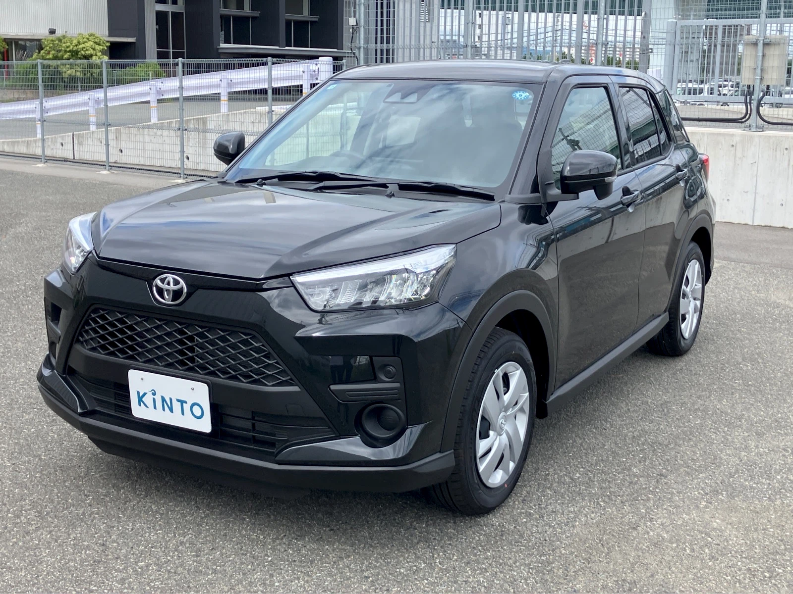 RAIZE X GAS 1.2L 2WD(5人)