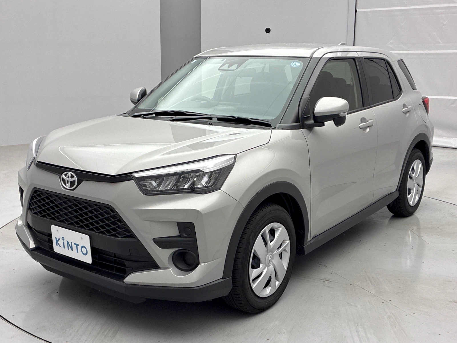 RAIZE X GAS 1.2L 2WD(5人)