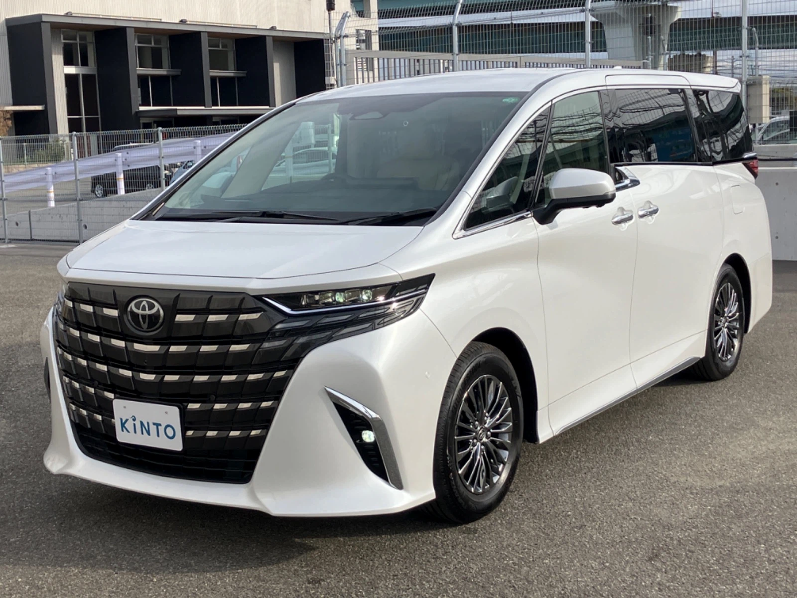 アルファード Executive Lounge HEV 2.5L 2WD(7人)