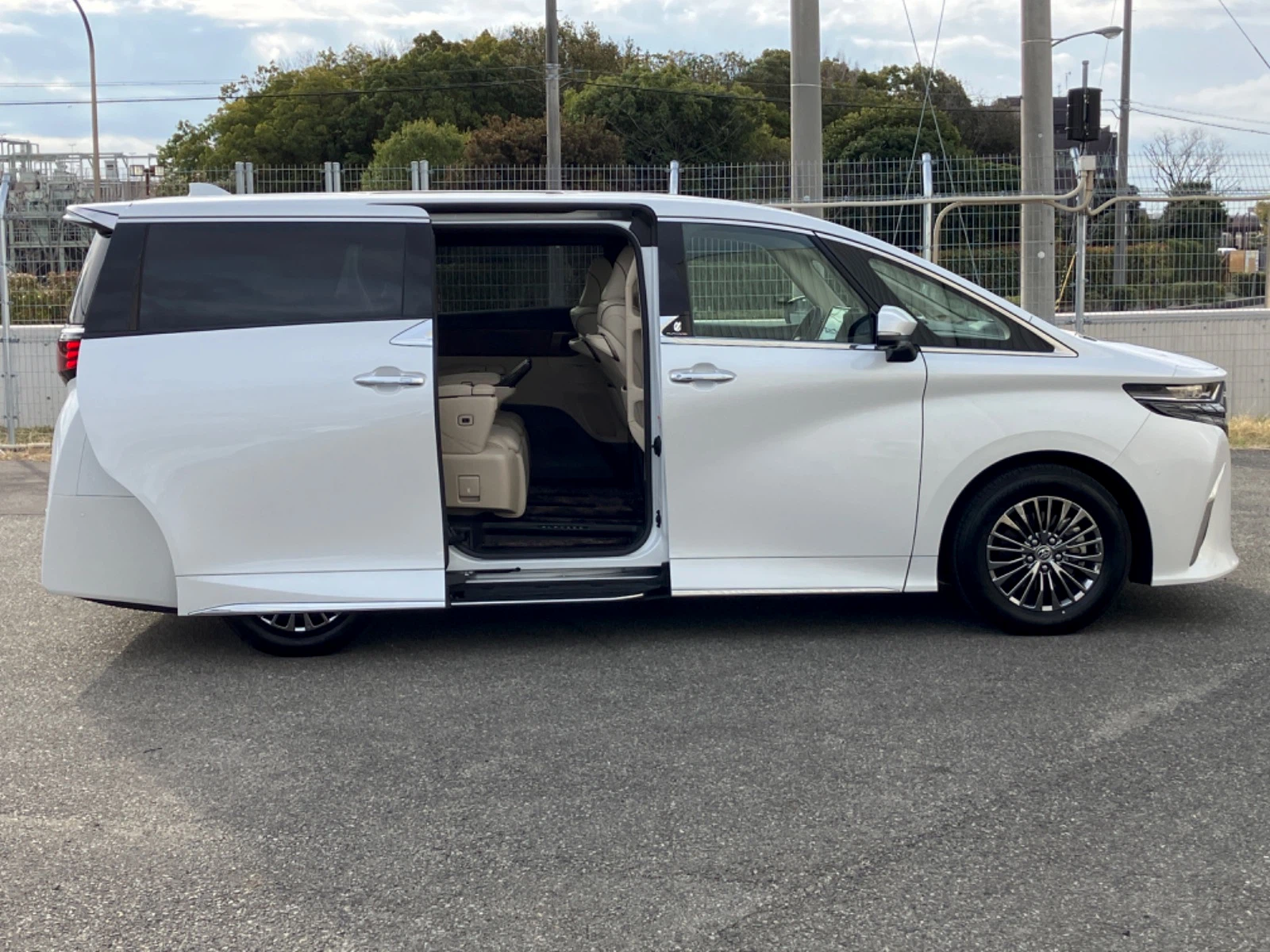 車両の画像