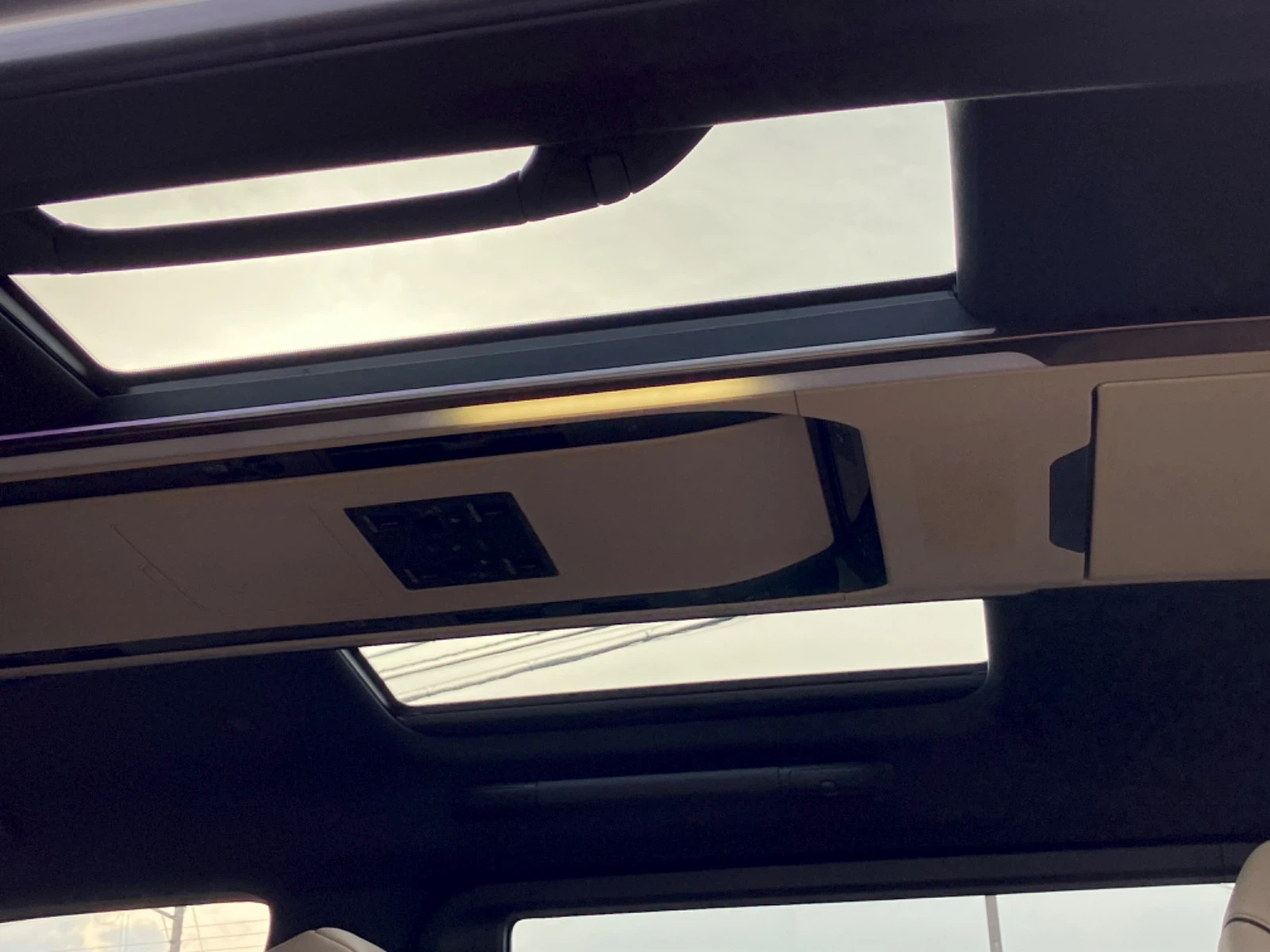車両の画像