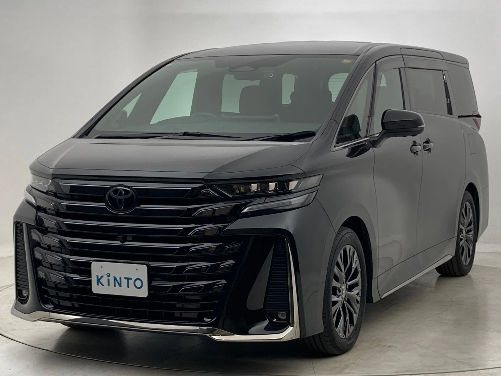 ヴェルファイア Z Premier HEV 2.5L 2WD(7人乗り) ハイブリッド