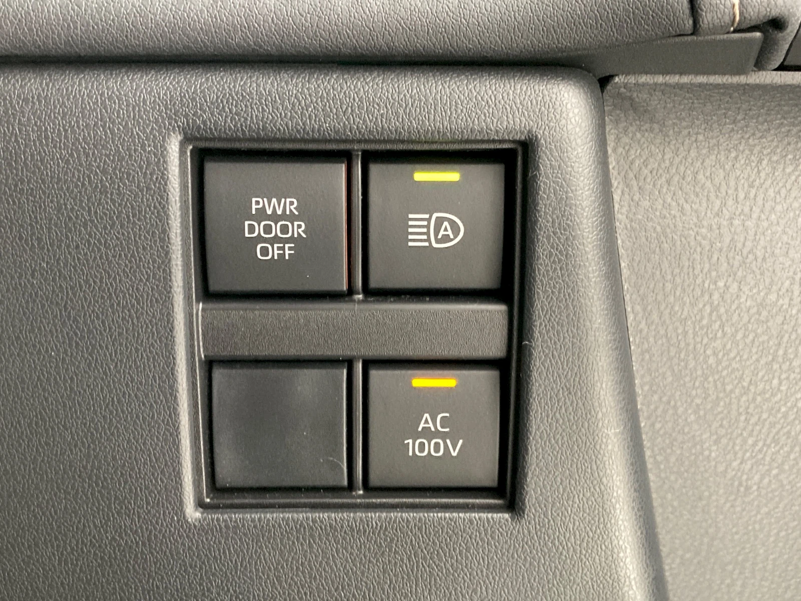 車両の画像