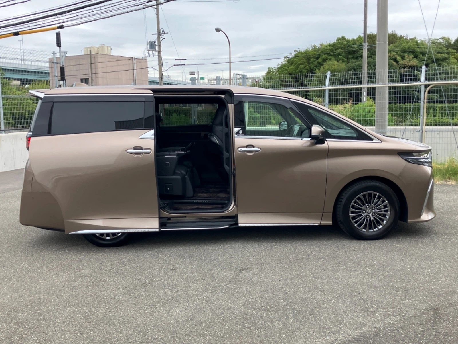 車両の画像