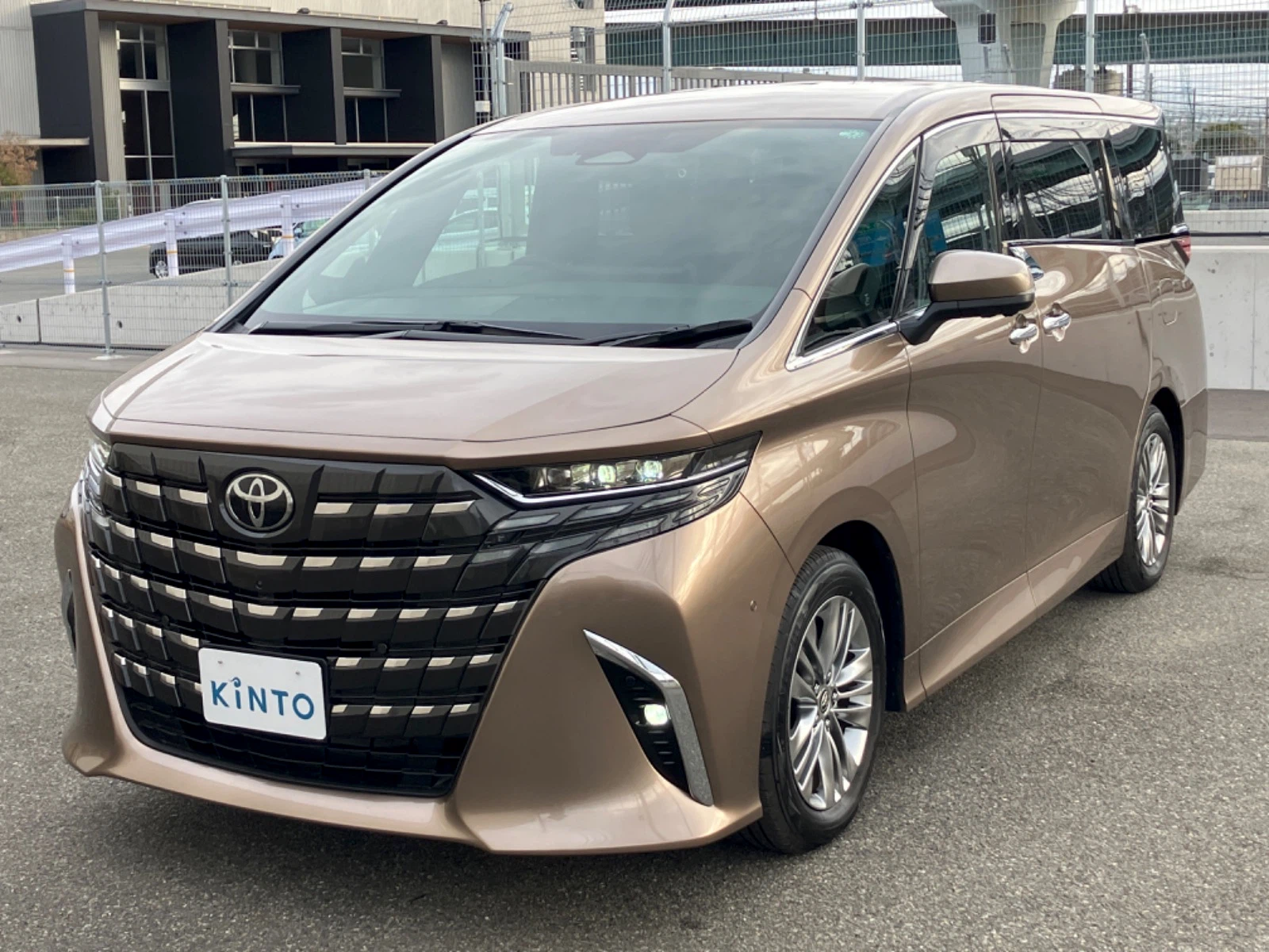 アルファード Z HEV 2.5L 2WD(7人)
