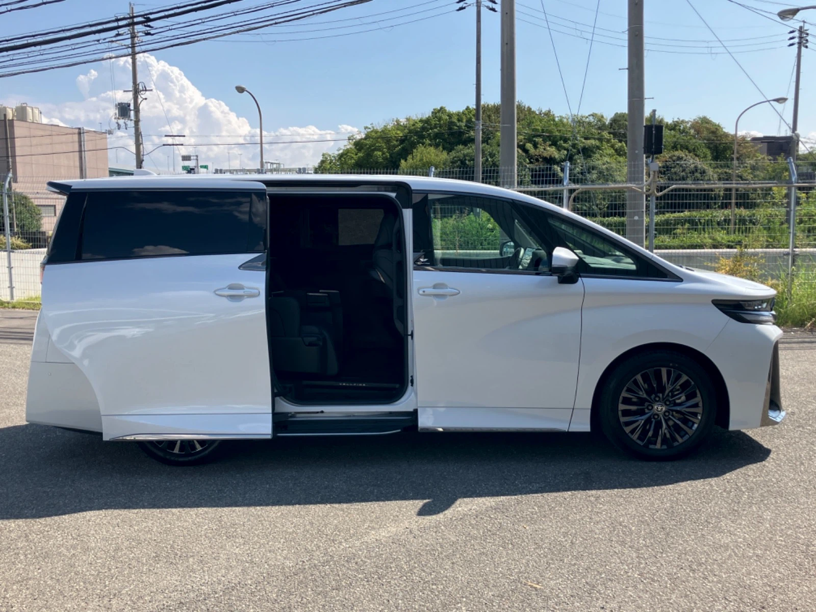 車両の画像
