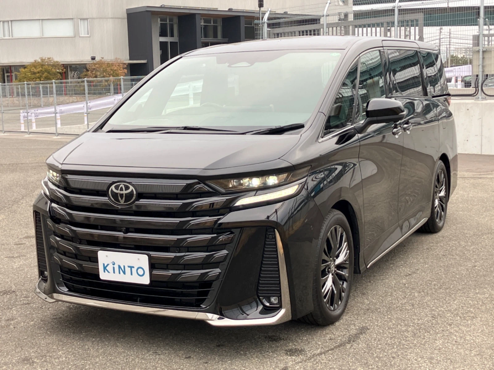 ヴェルファイア Z Premier HEV 2.5L 2WD(7人)