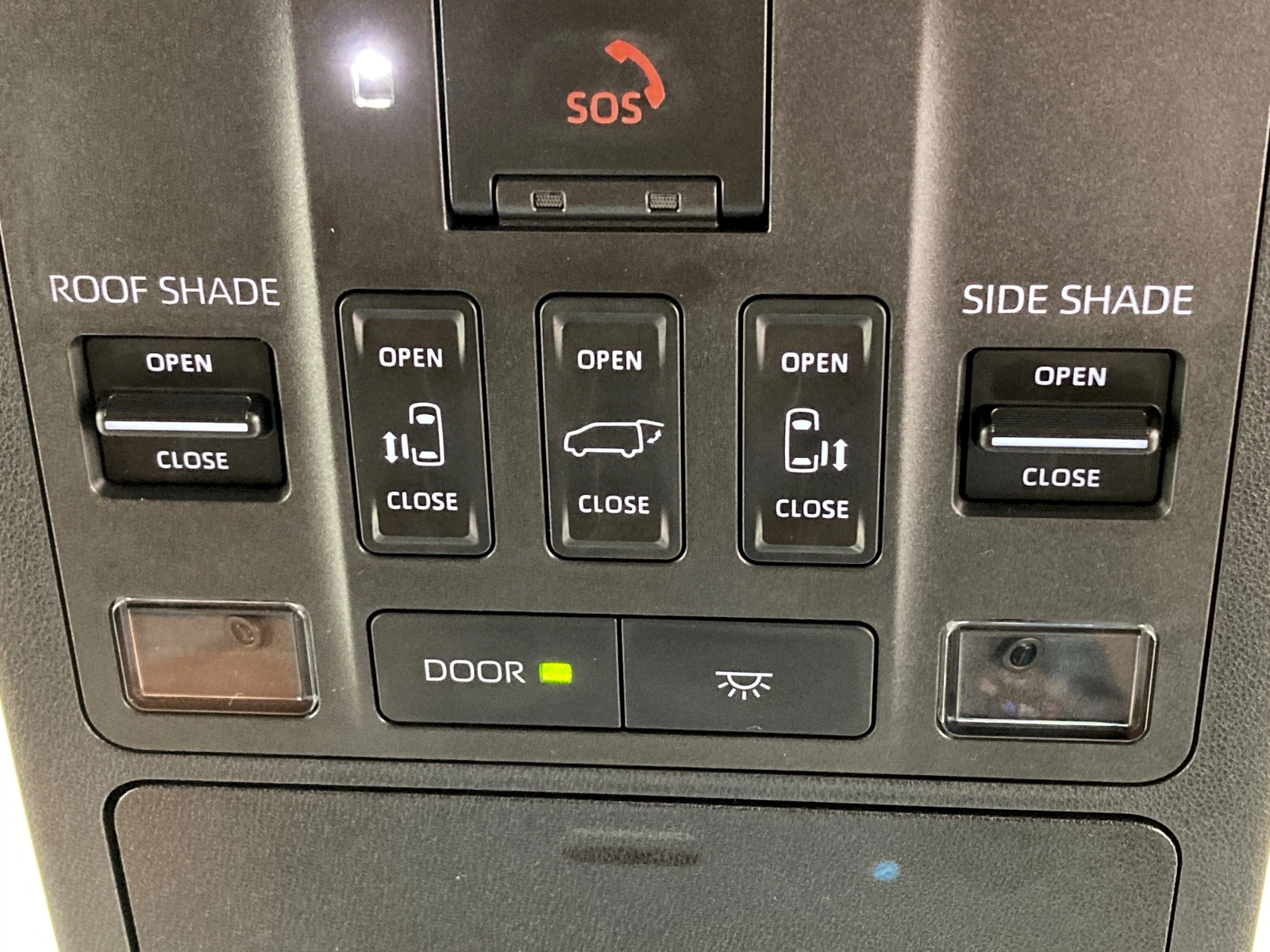 車両の画像