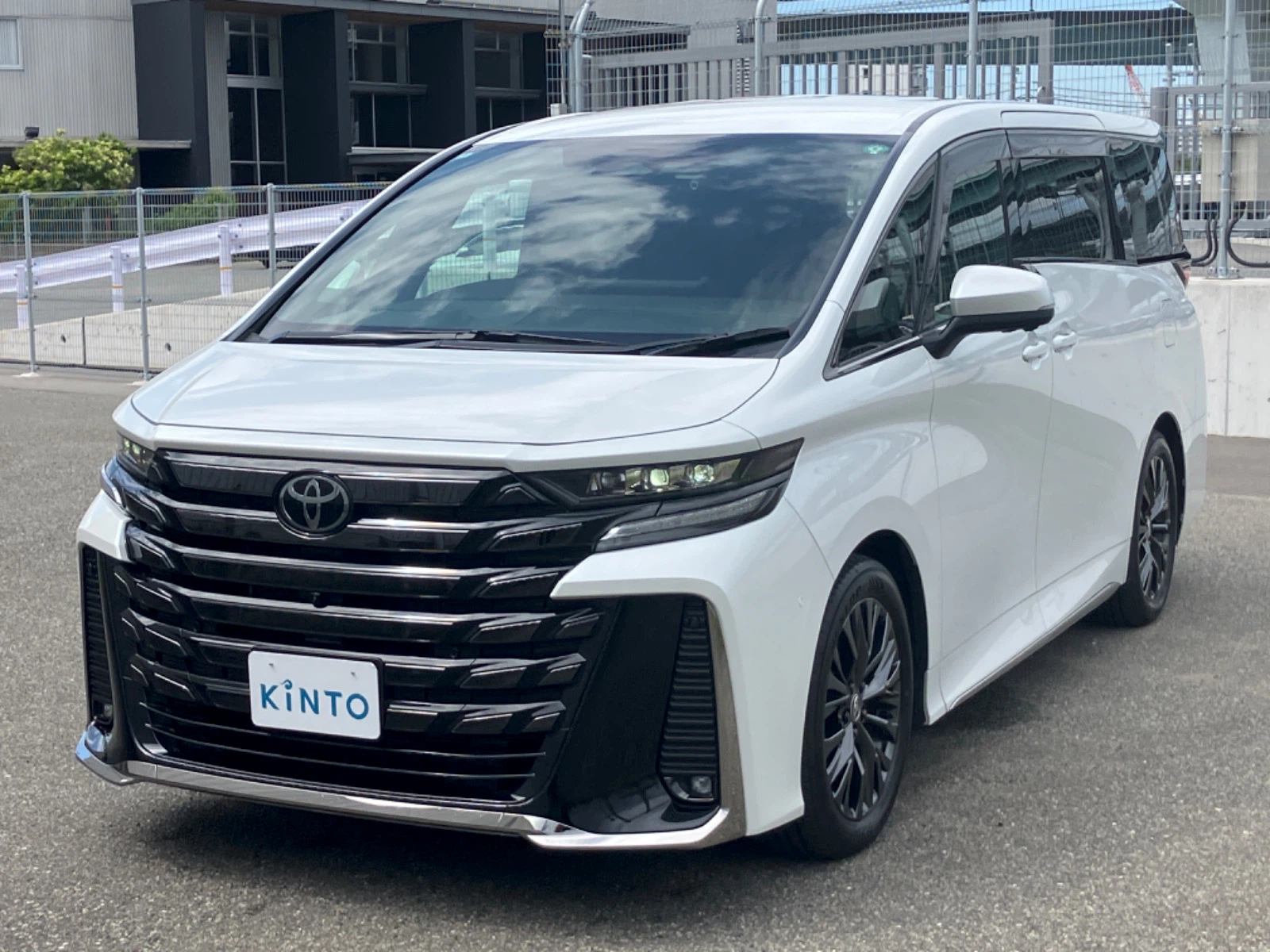 ヴェルファイア Z Premier HEV 2.5L 2WD(7人)