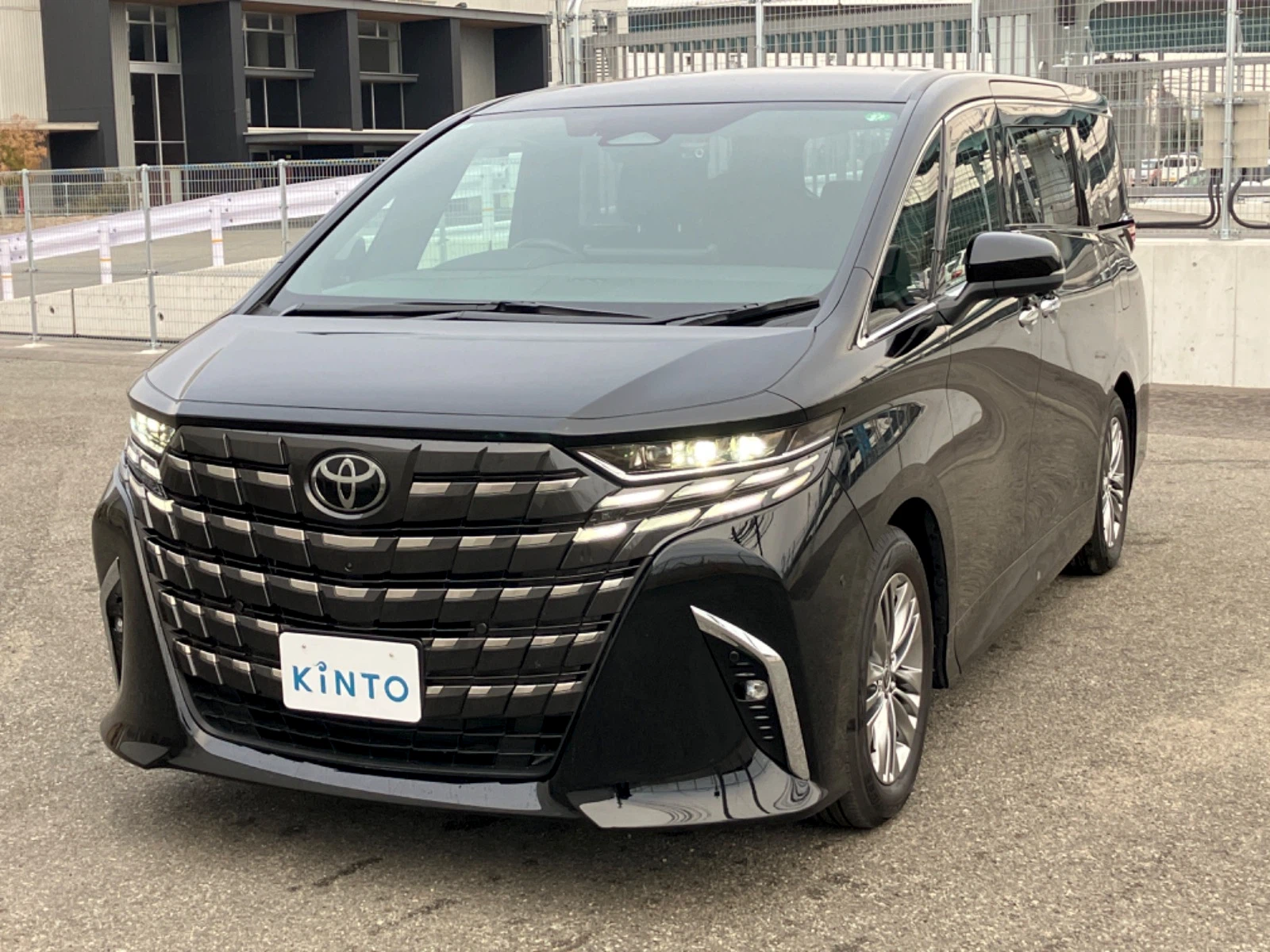 アルファード Z HEV 2.5L 2WD(7人)