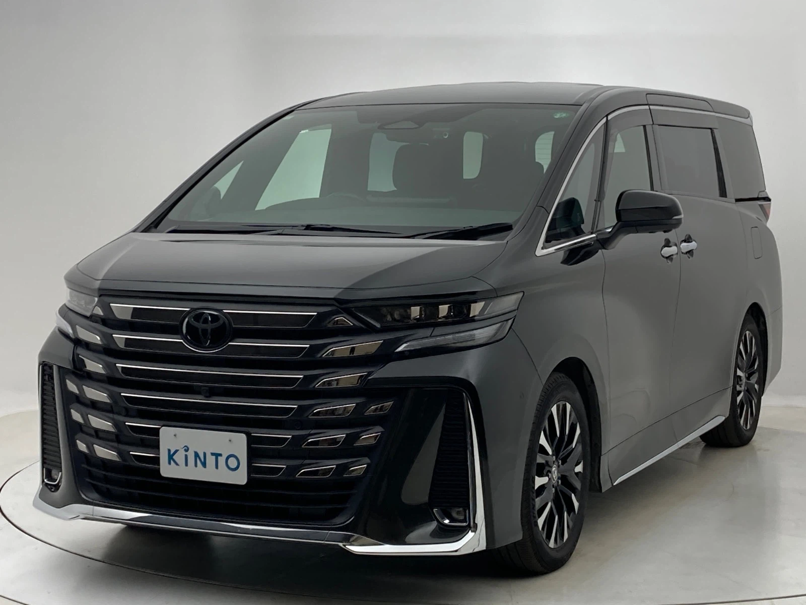 ヴェルファイア Executive Lounge HEV 2.5L 4WD(7人乗り) ハイブリッド