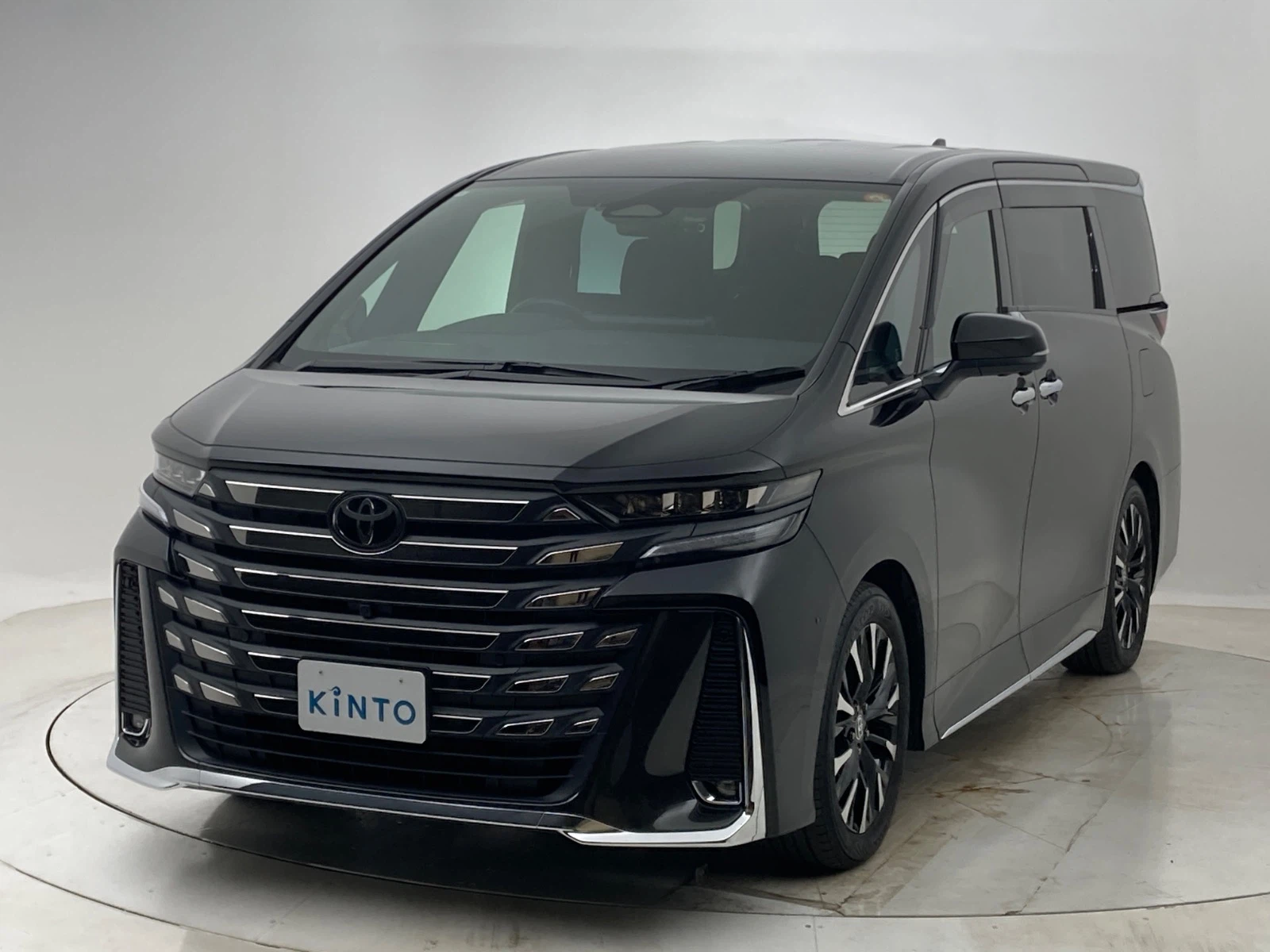 ヴェルファイア Executive Lounge HEV 2.5L 4WD(7人)