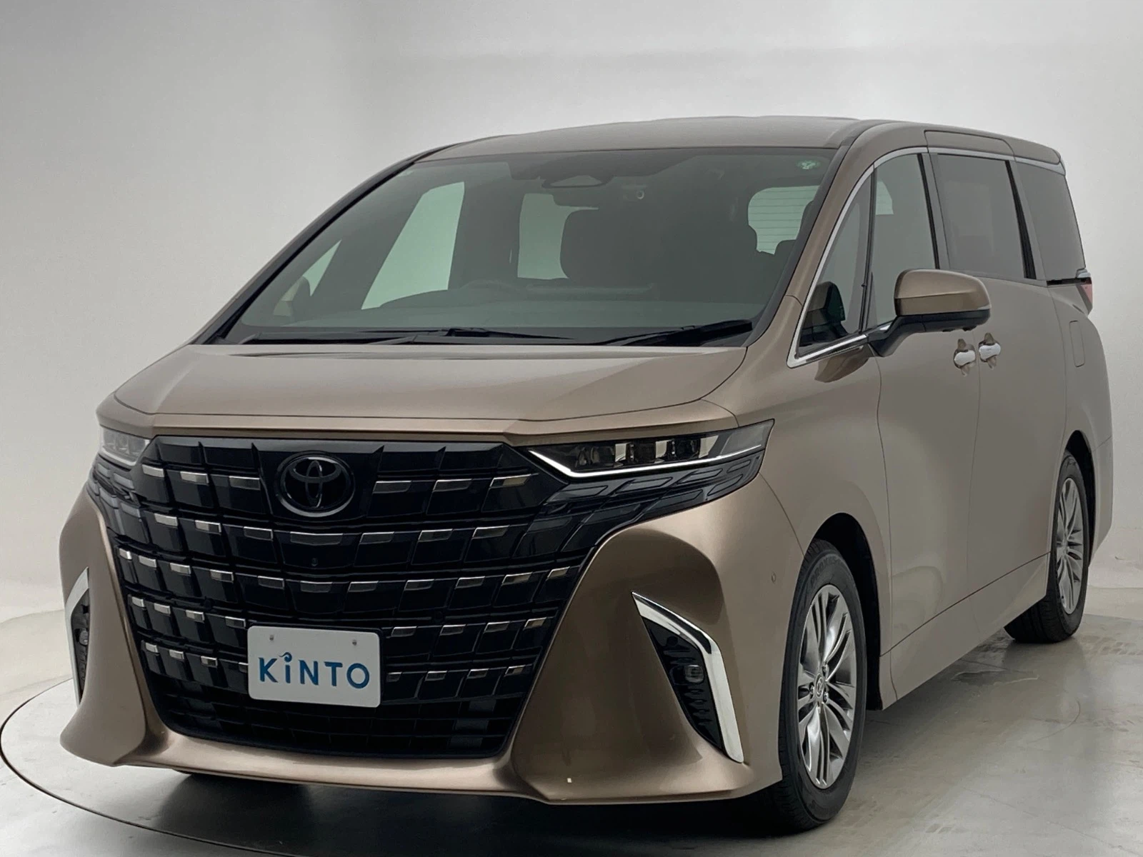 アルファード Z HEV 2.5L 4WD(7人)