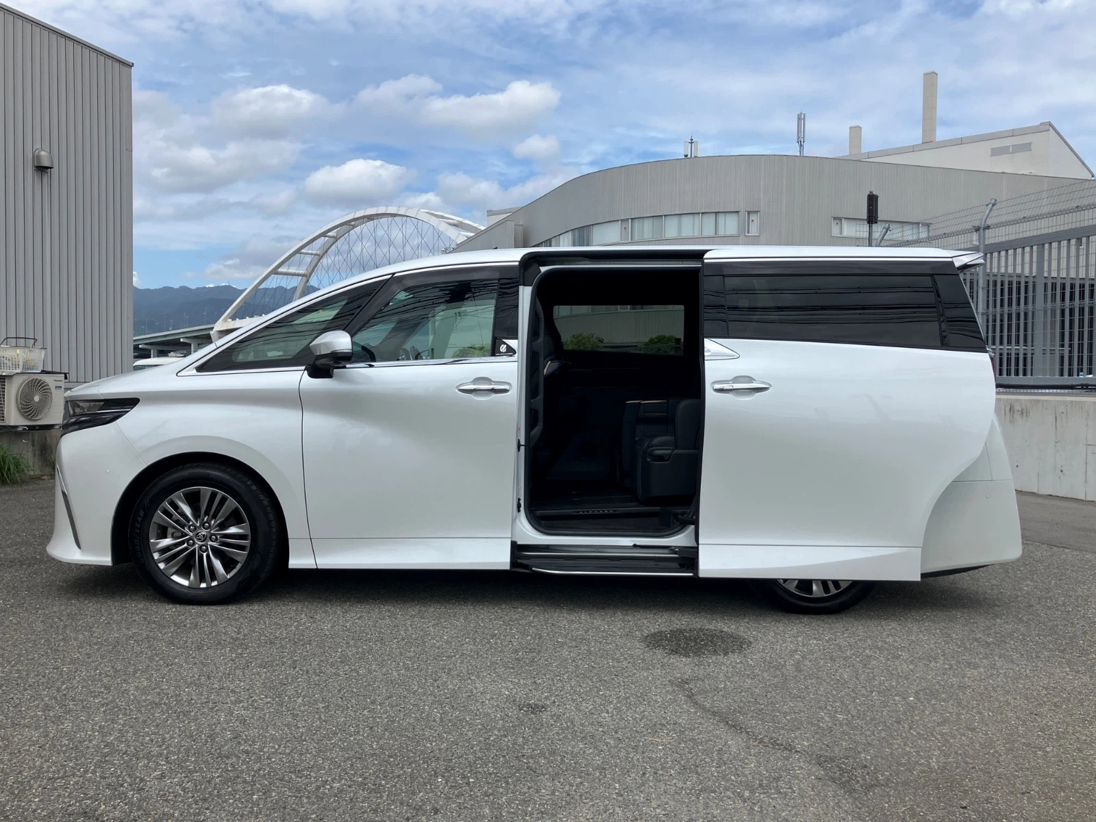 車両の画像