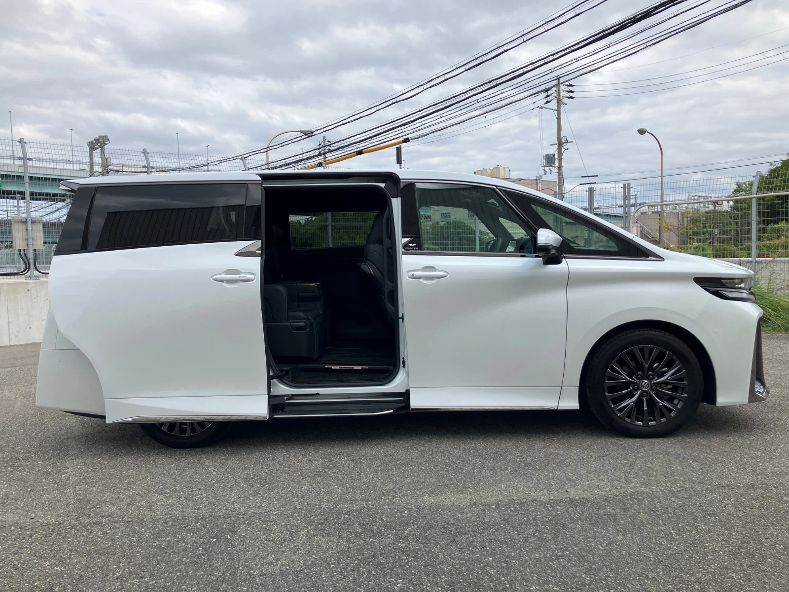 車両の画像