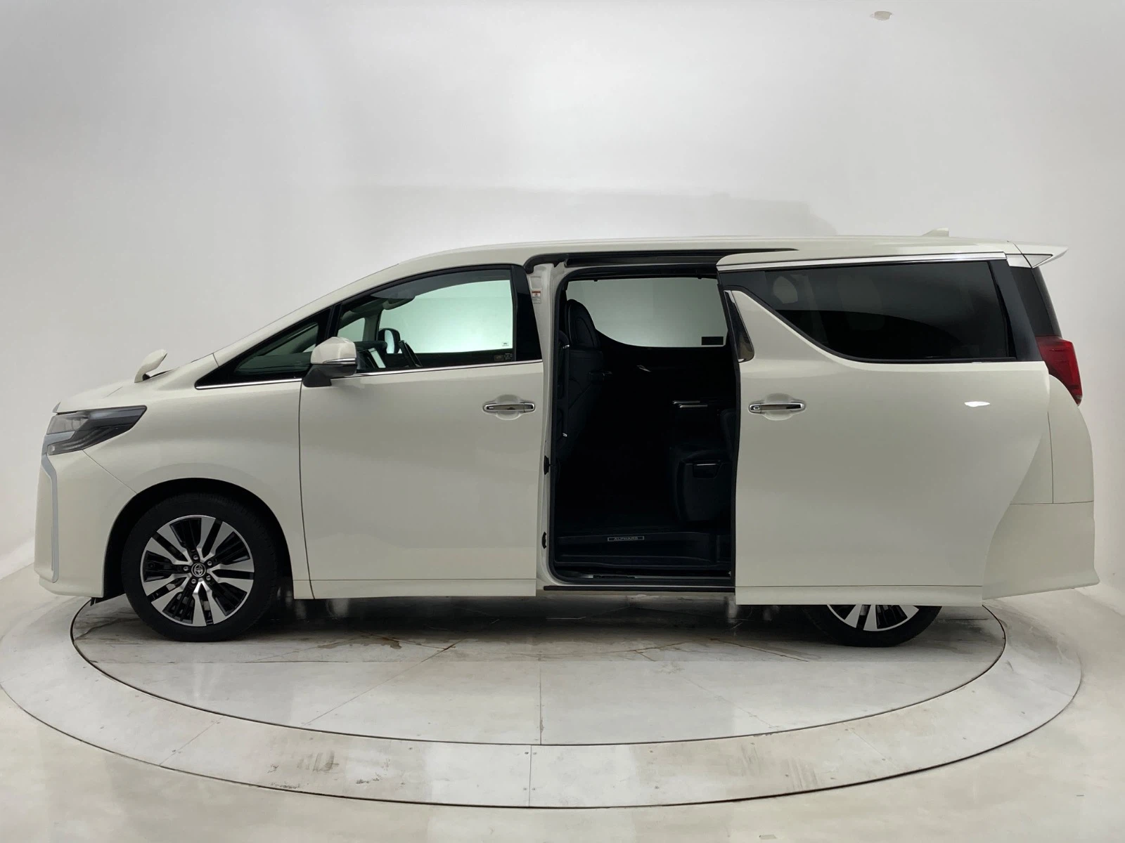 車両の画像