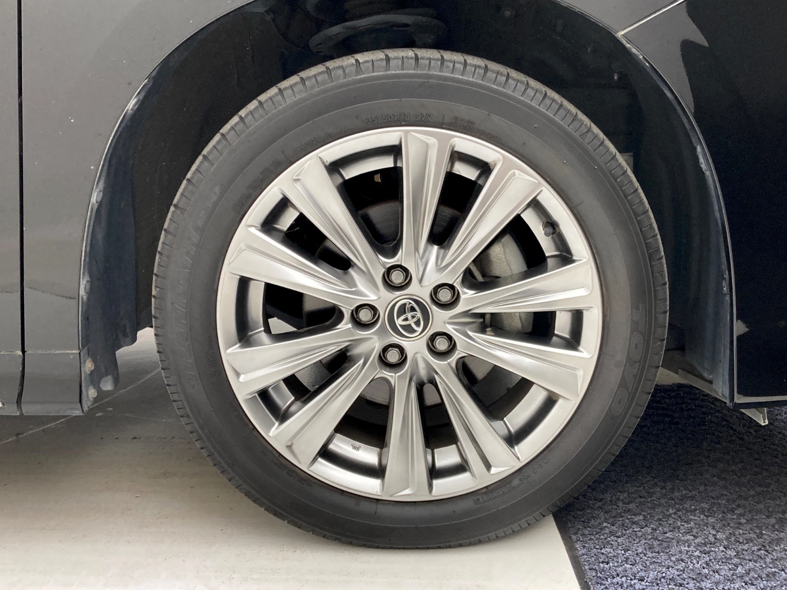 車両の画像