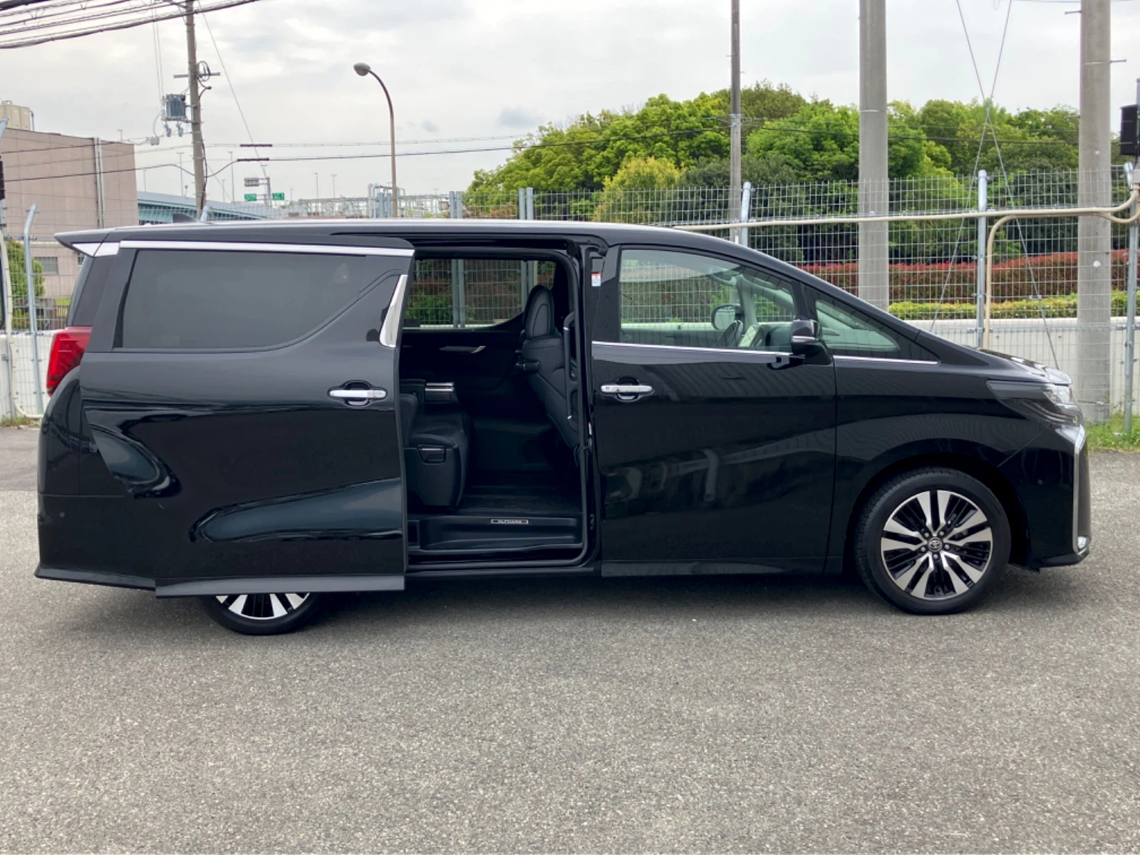 車両の画像