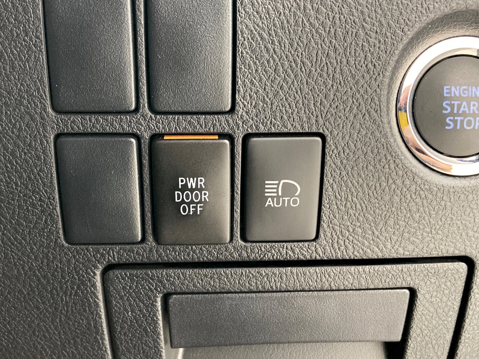 車両の画像