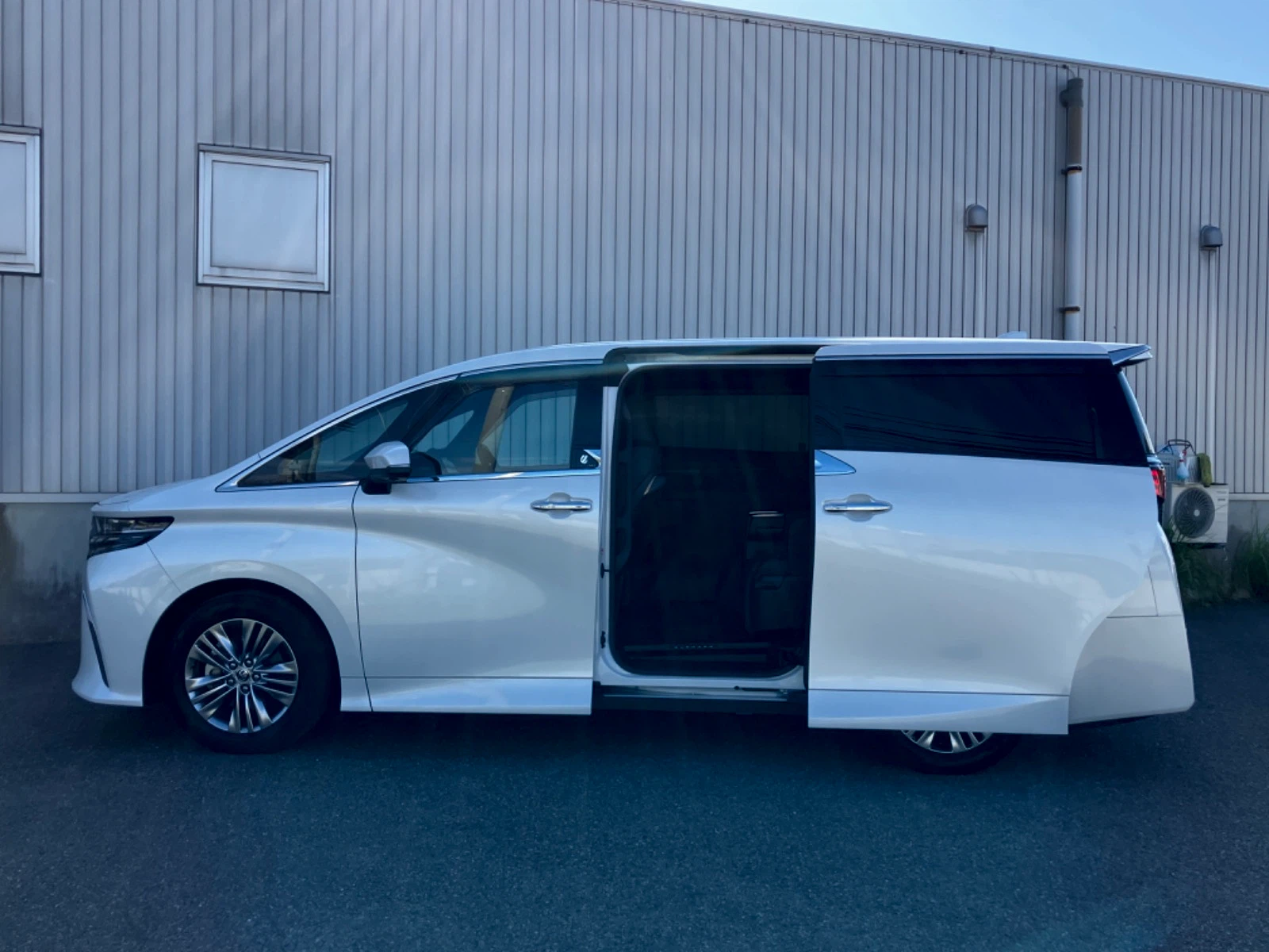 車両の画像