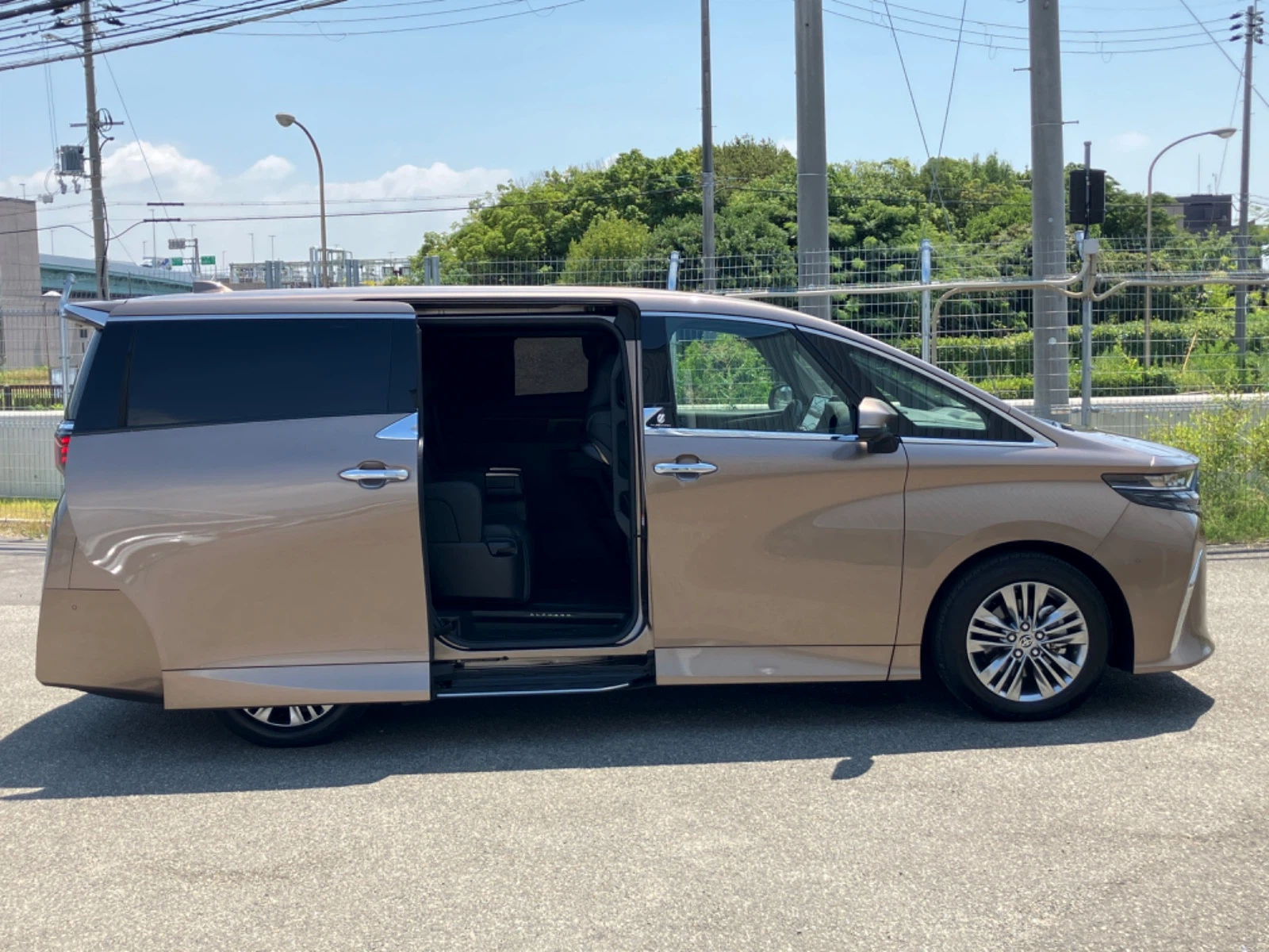 車両の画像