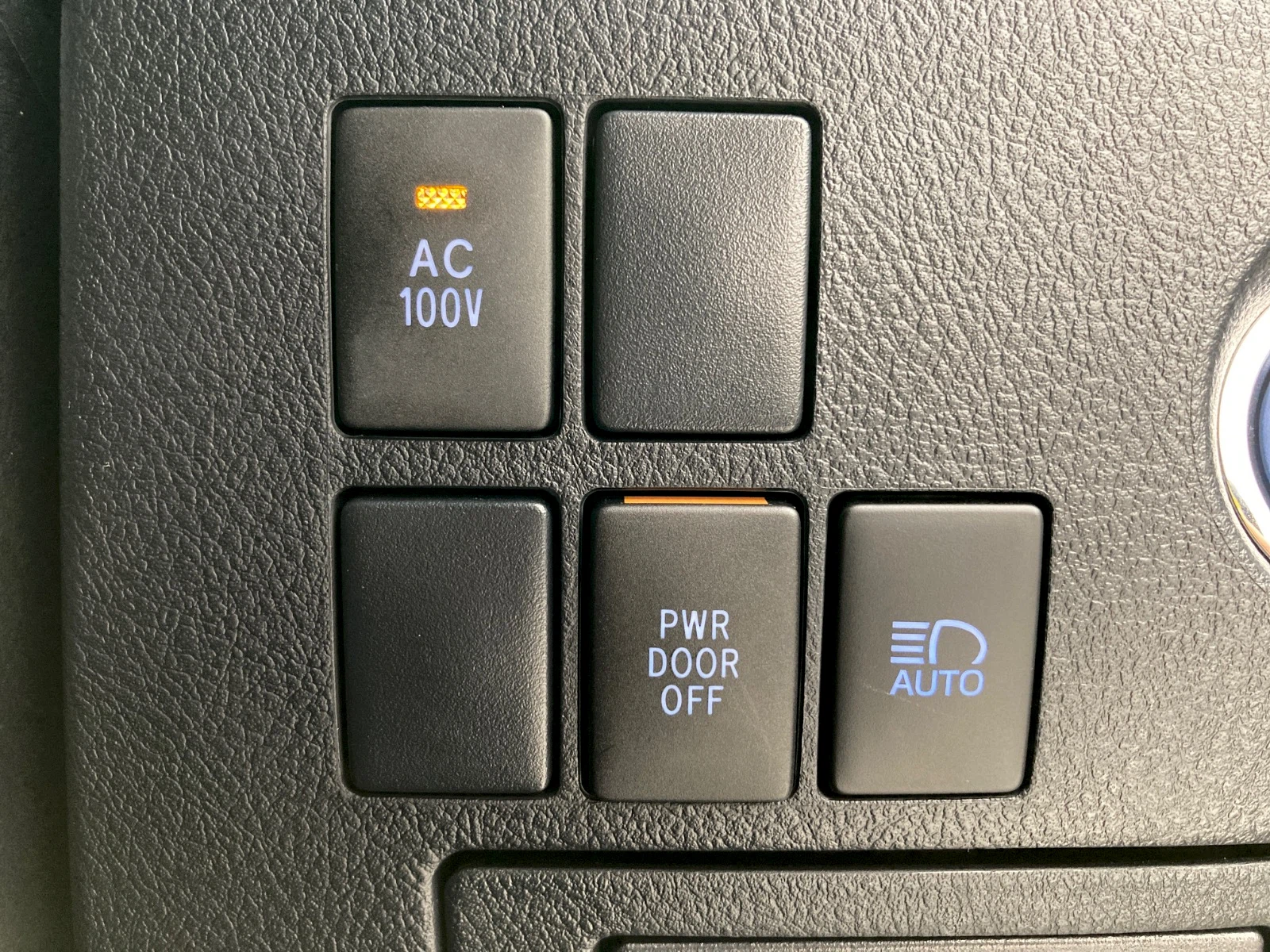 車両の画像