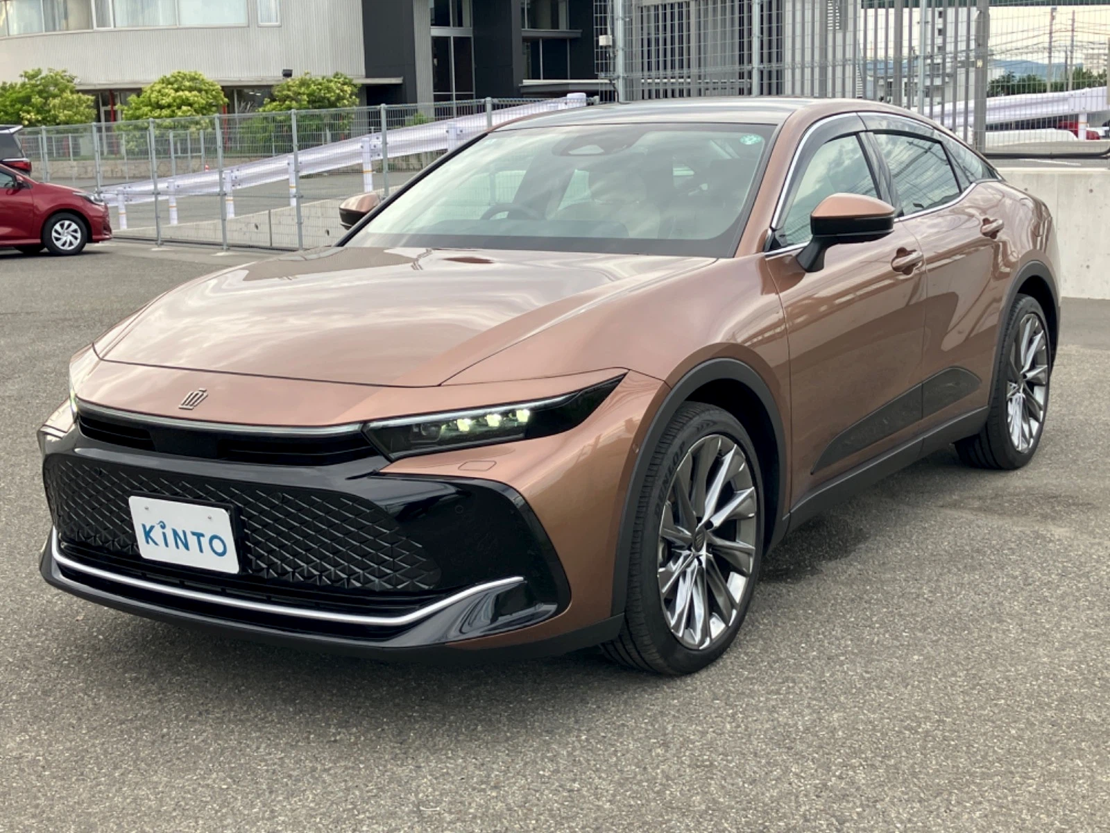 クラウン CROSSOVER Z HEV 2.5L 4WD(5人乗り) ハイブリッド