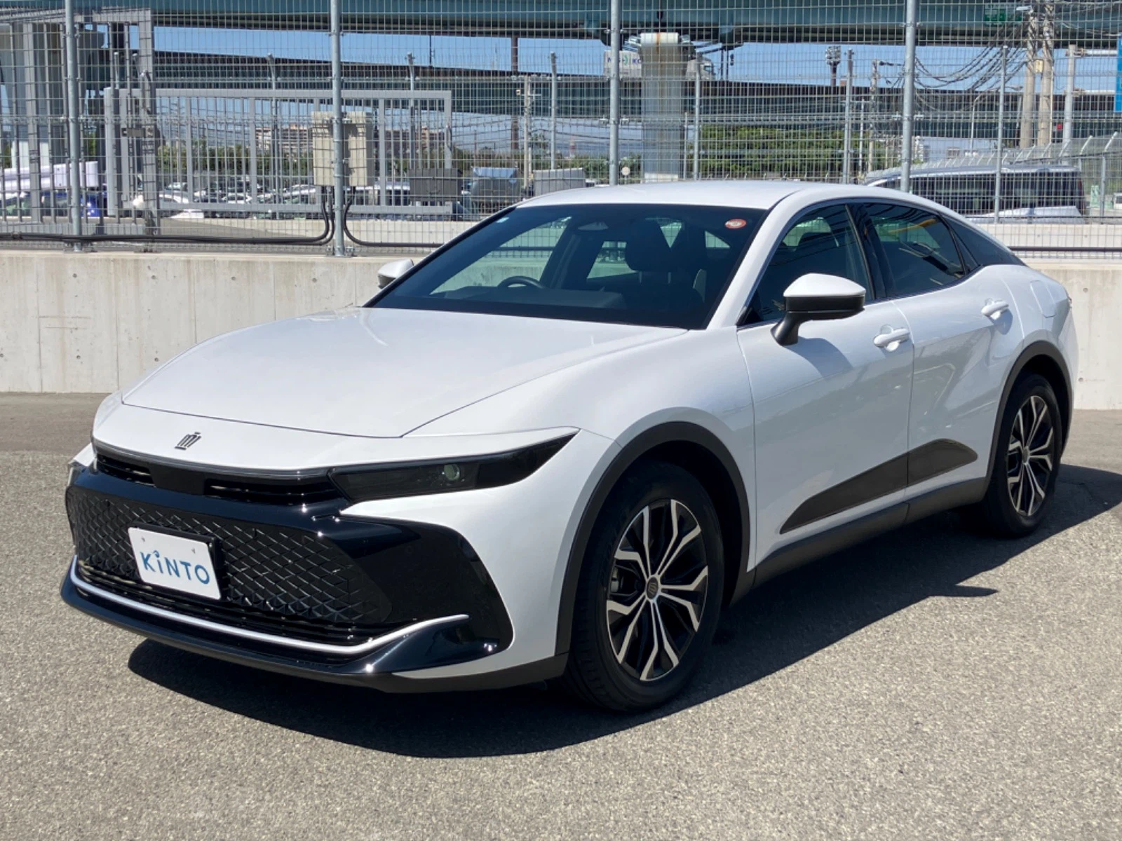 クラウン CROSSOVER G"Advanced" HEV 2.5L 4WD(5人)