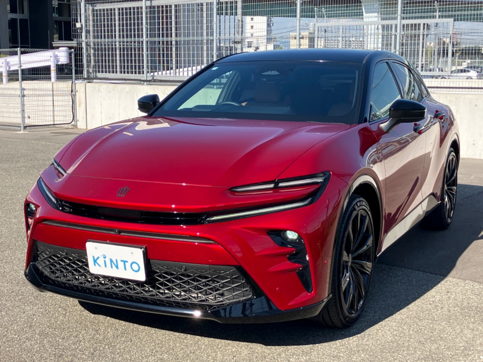 クラウン SPORT Z HEV 2.5L 4WD(5人)