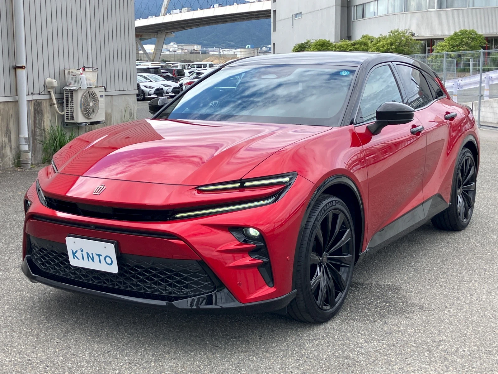 クラウン SPORT Z HEV 2.5L 4WD(5人乗り) ハイブリッド