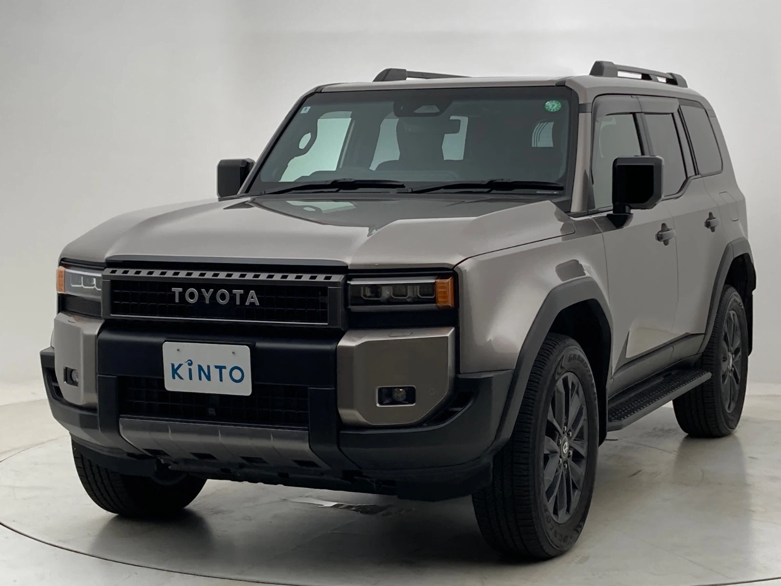 ランドクルーザー ZX DSL 2.8L 4WD(7人) ※モノトーン仕様車