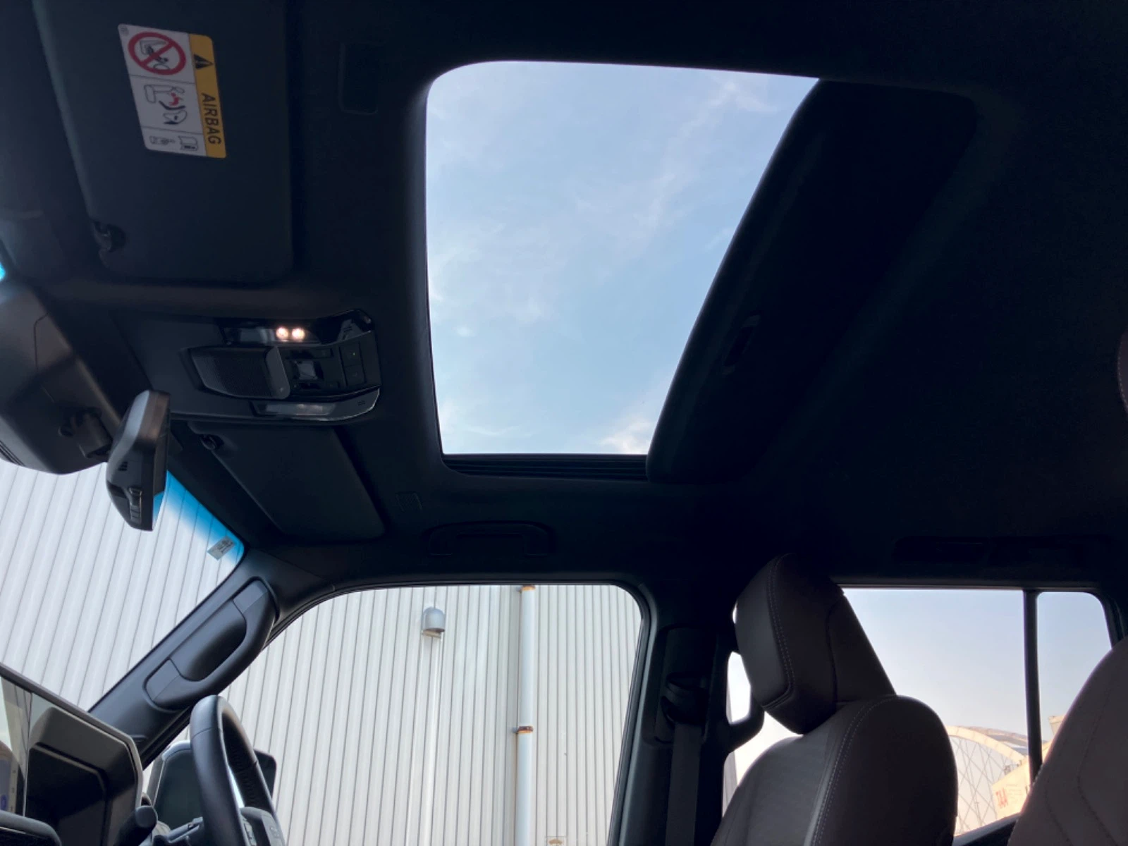 車両の画像