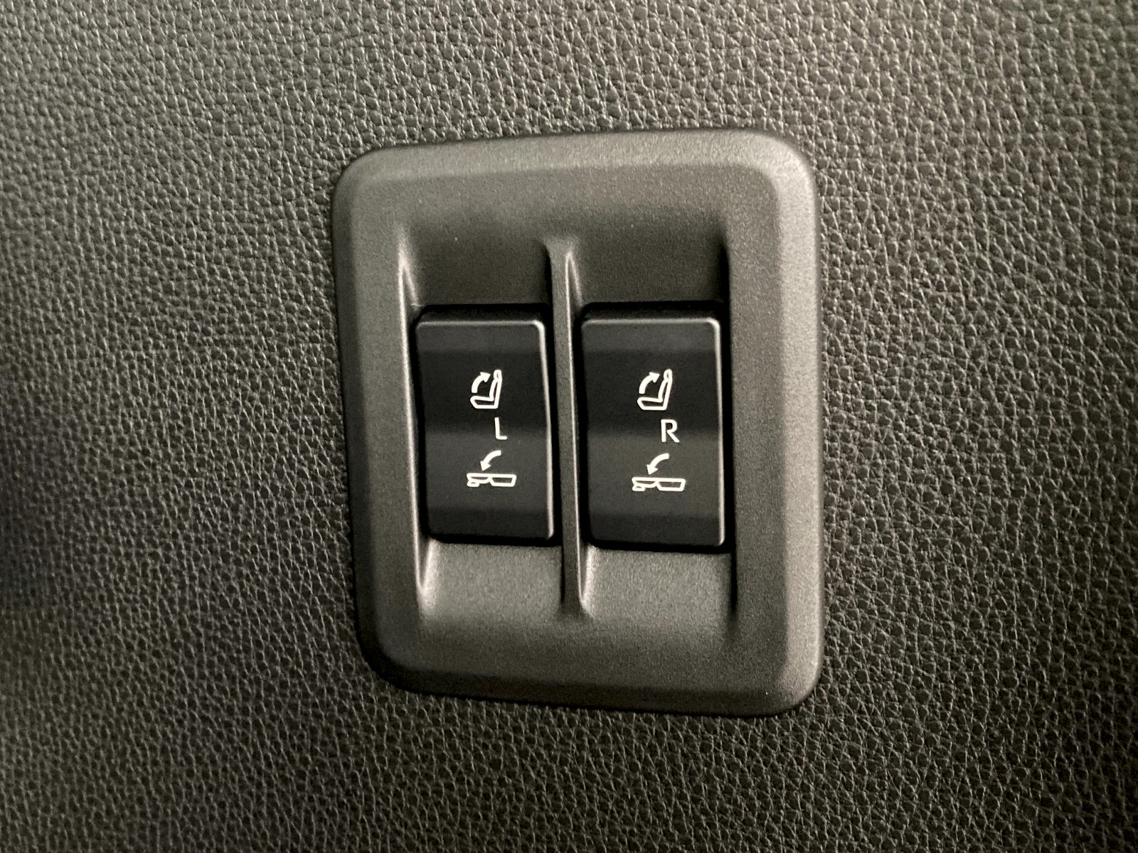 車両の画像