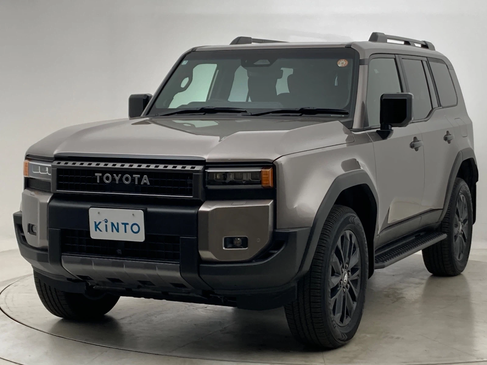 ランドクルーザー ZX DSL 2.8L 4WD(7人) ※モノトーン仕様車