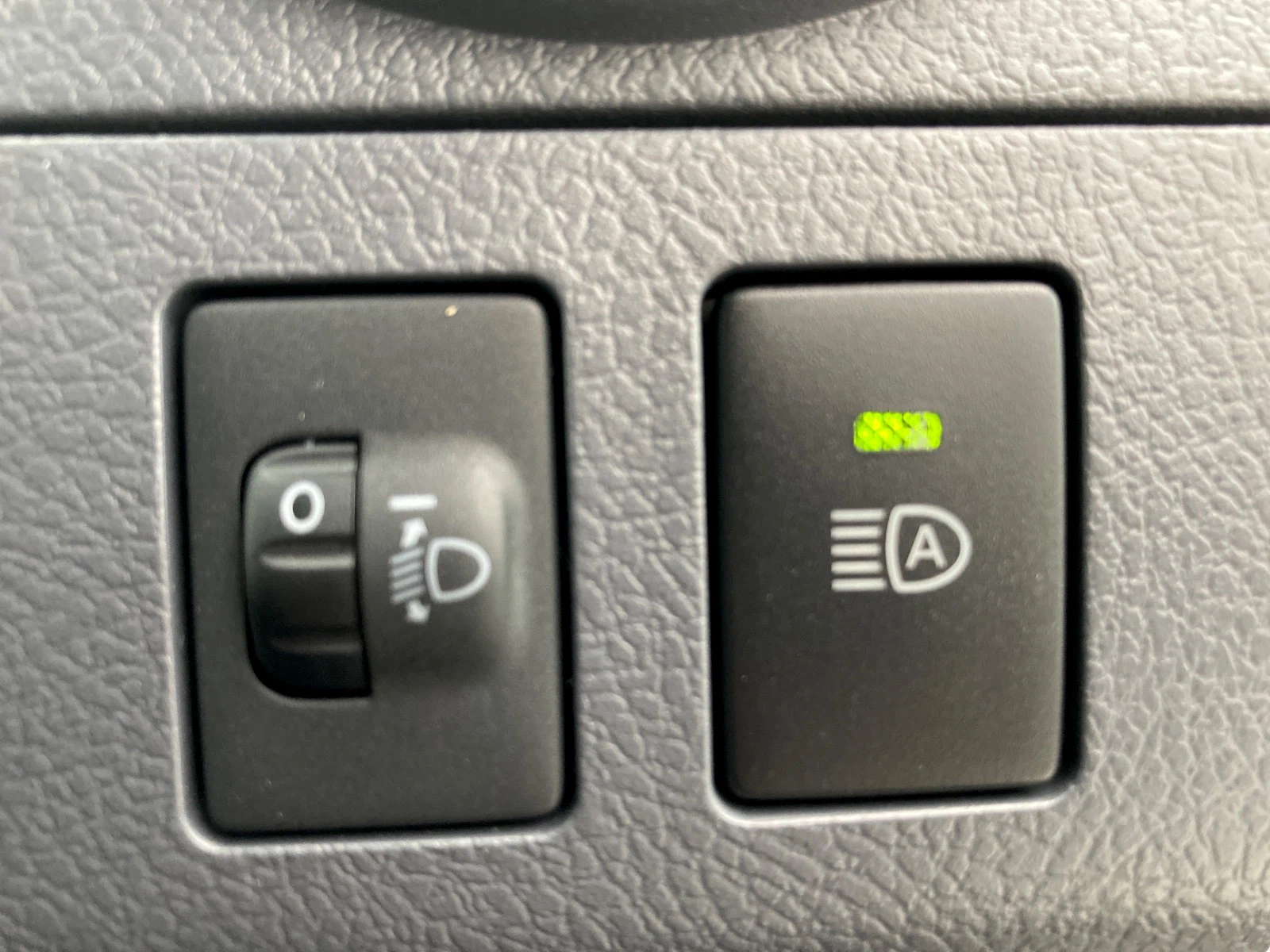 車両の画像