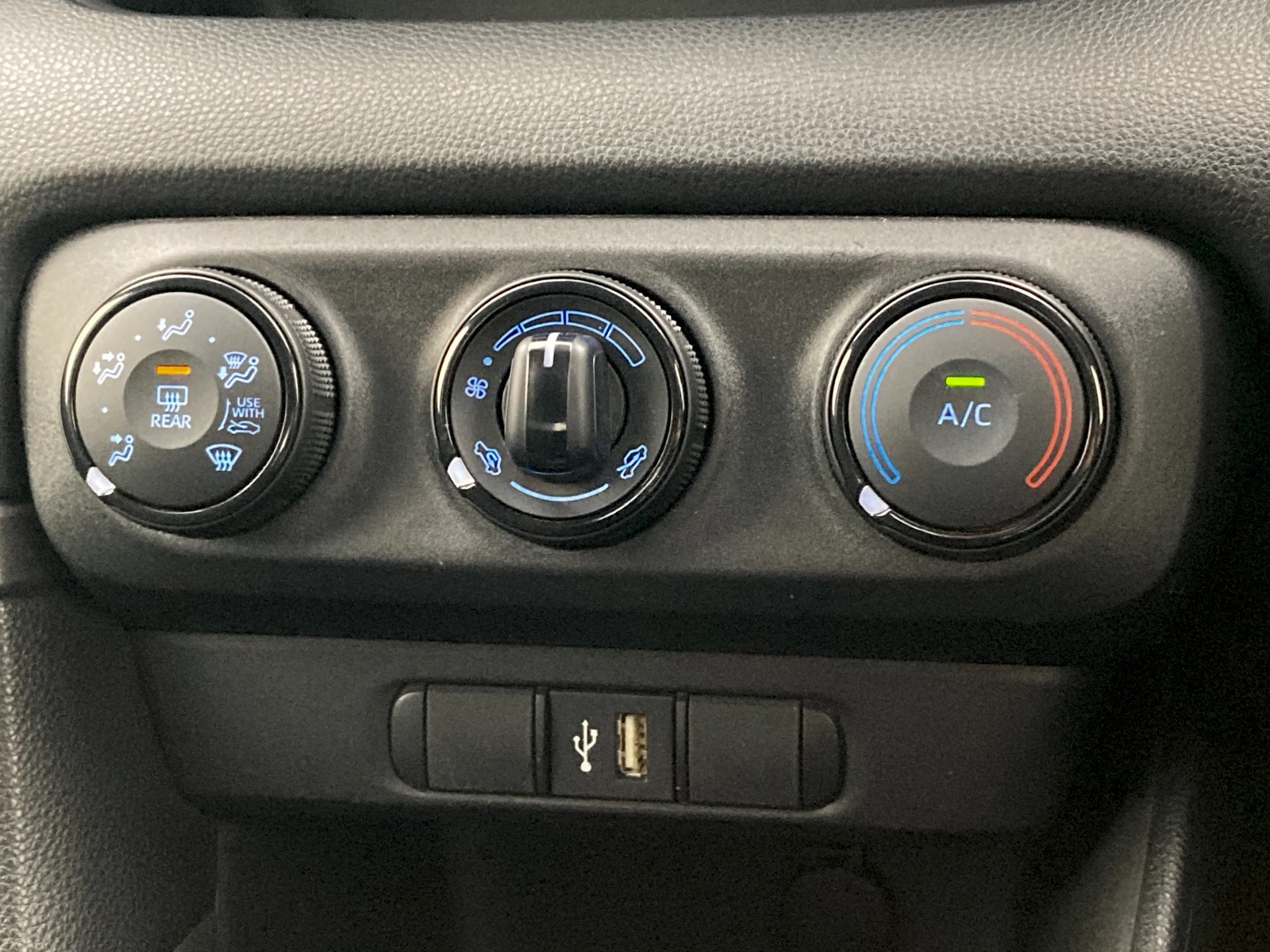 車両の画像