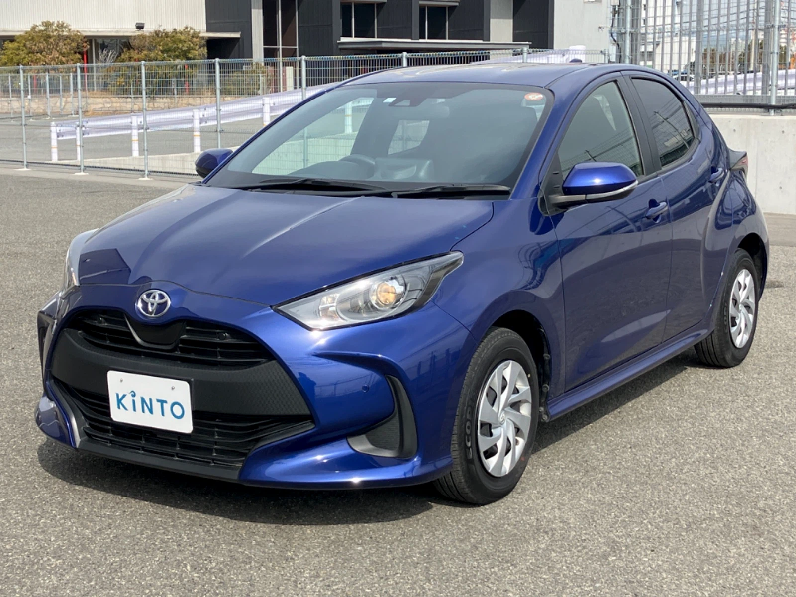 ヤリス X GAS 1.0L 2WD(5人)