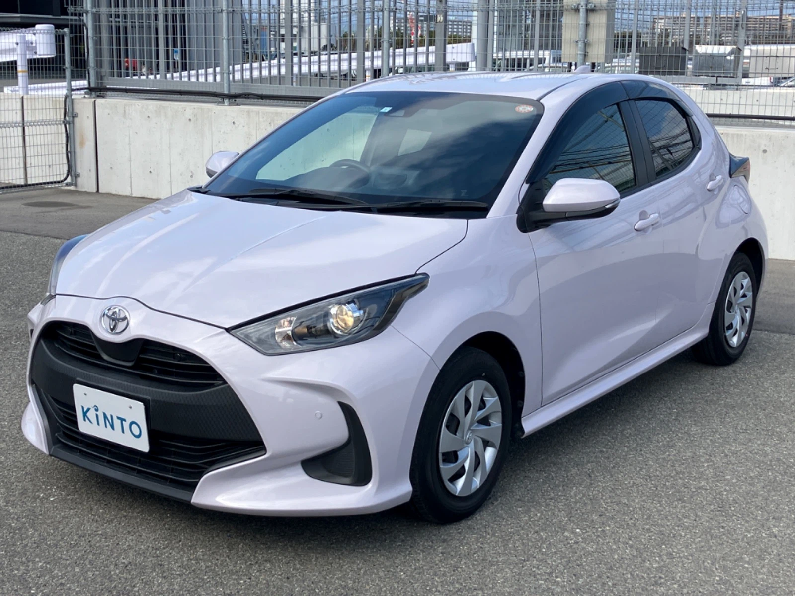 ヤリス X GAS 1.0L 2WD(5人)