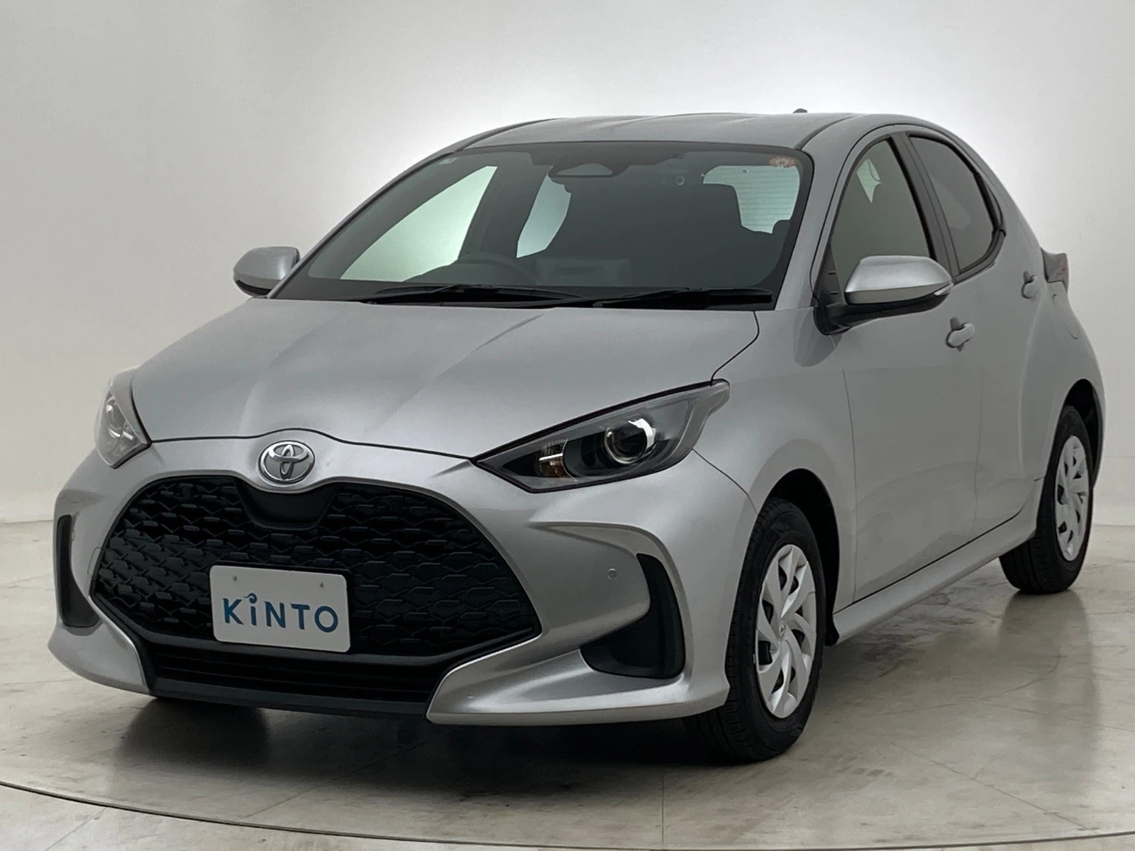 ヤリス X GAS 1.0L 2WD(5人)