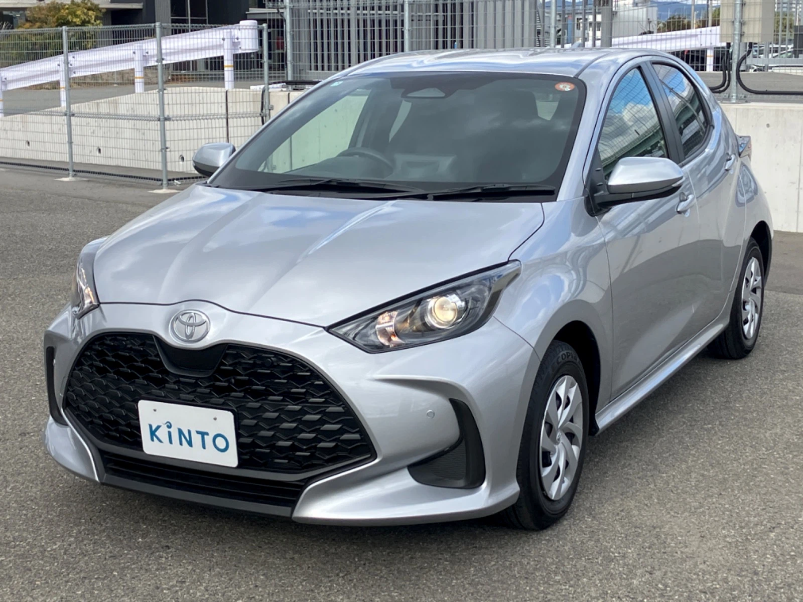 ヤリス X GAS 1.0L 2WD(5人)