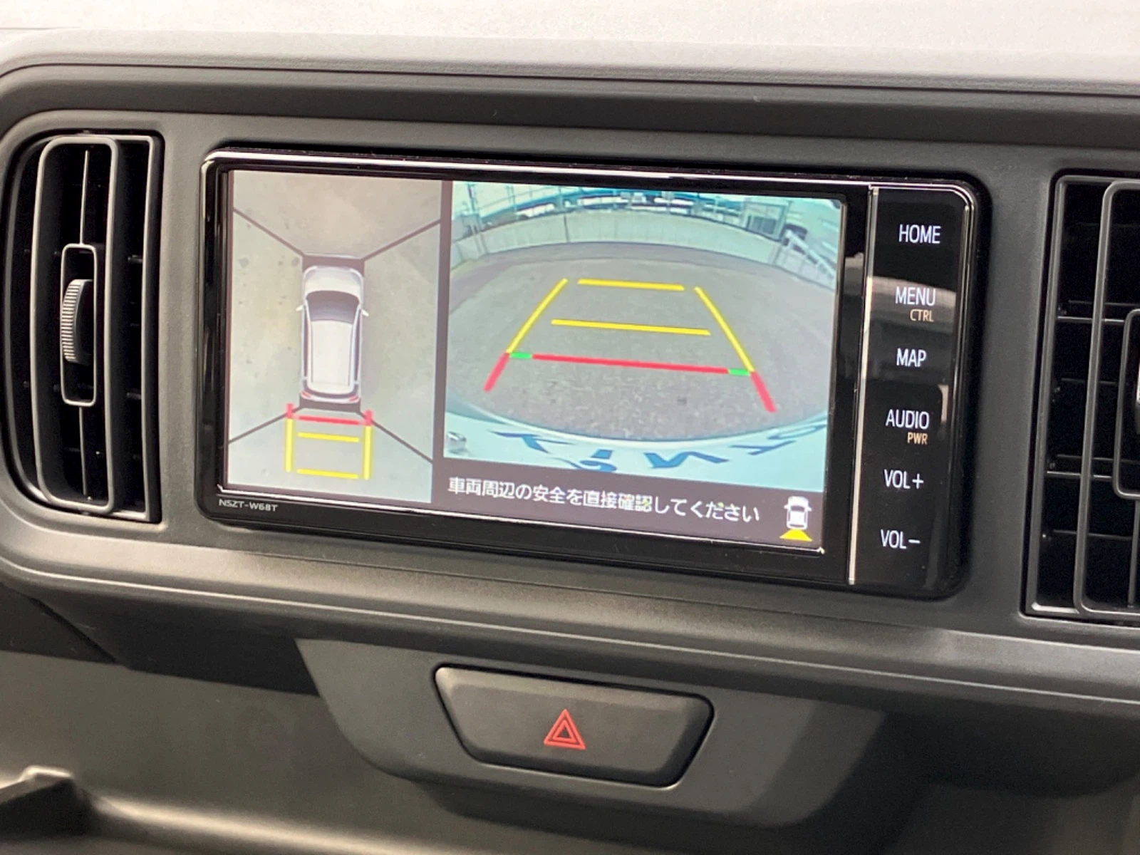 車両の画像