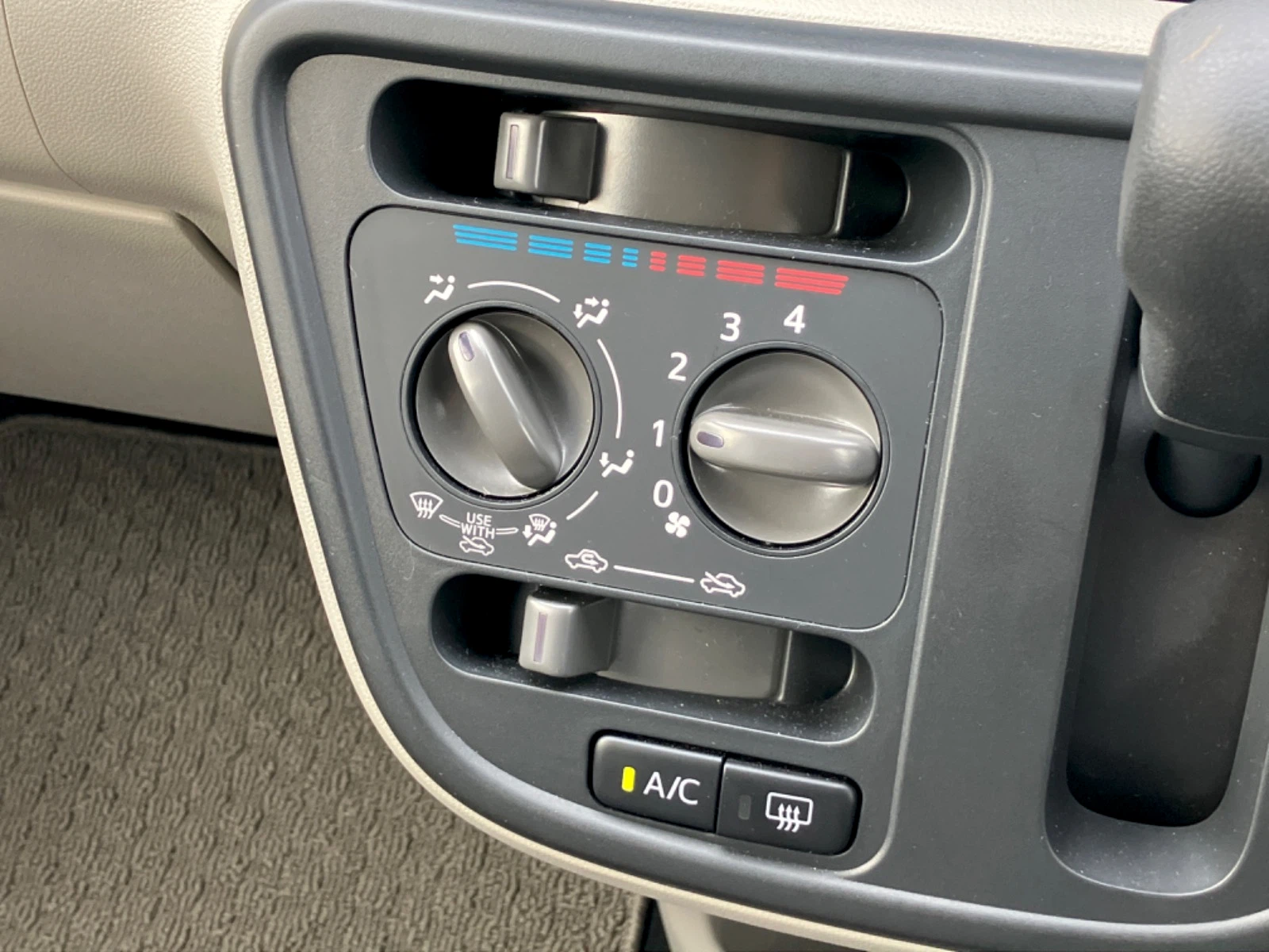 車両の画像