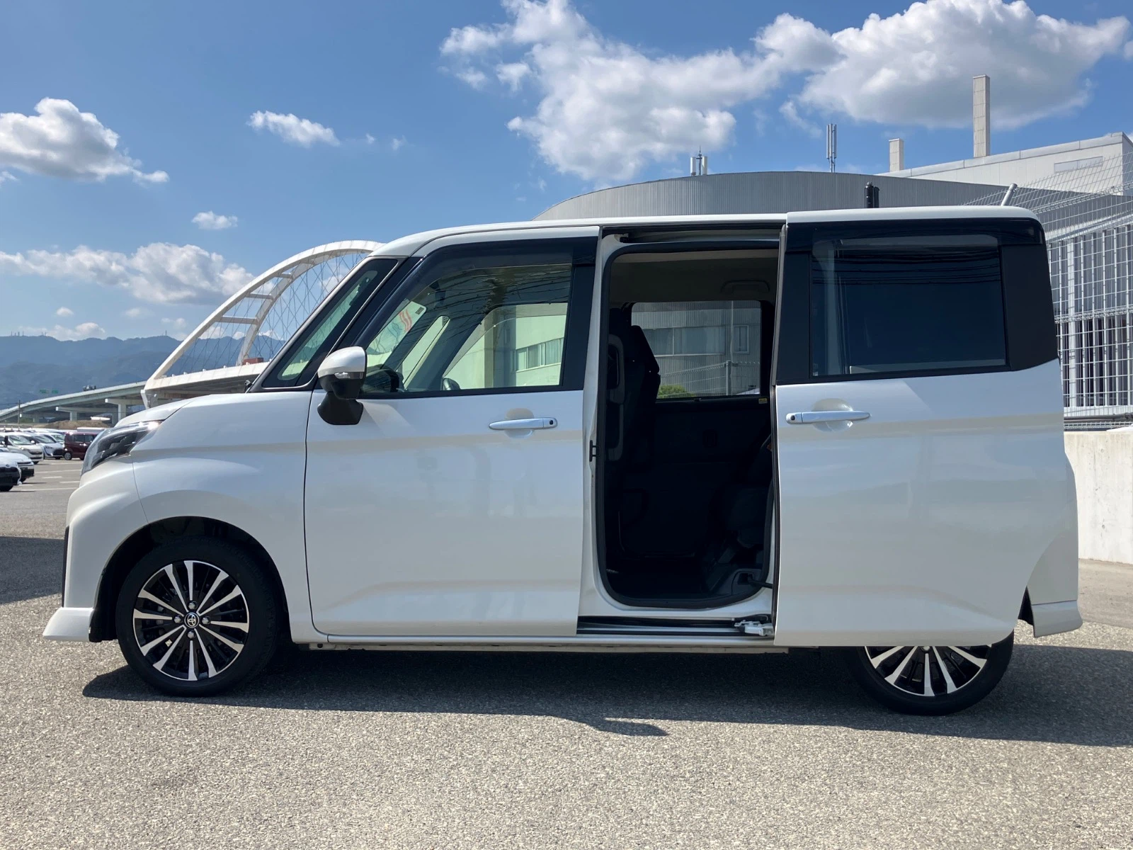 車両の画像