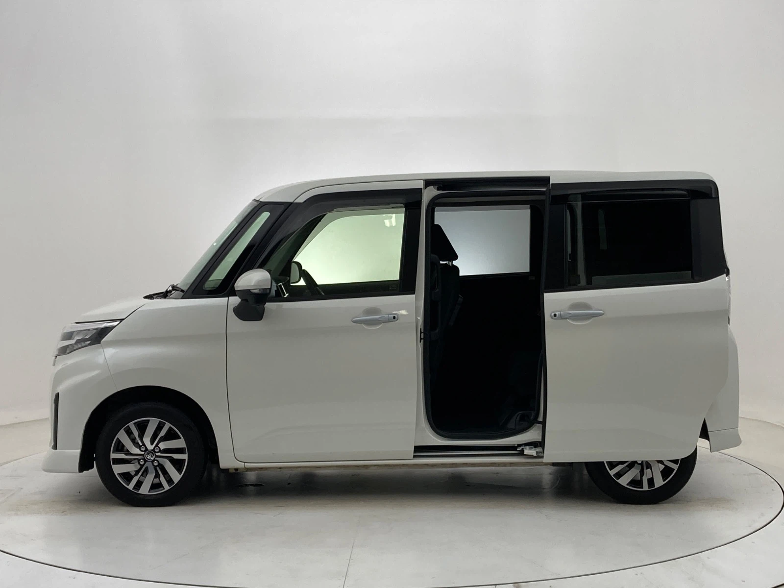 車両の画像
