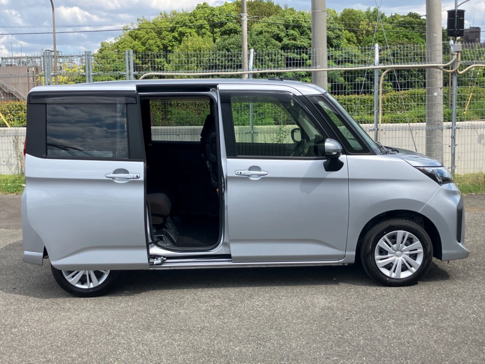 車両の画像