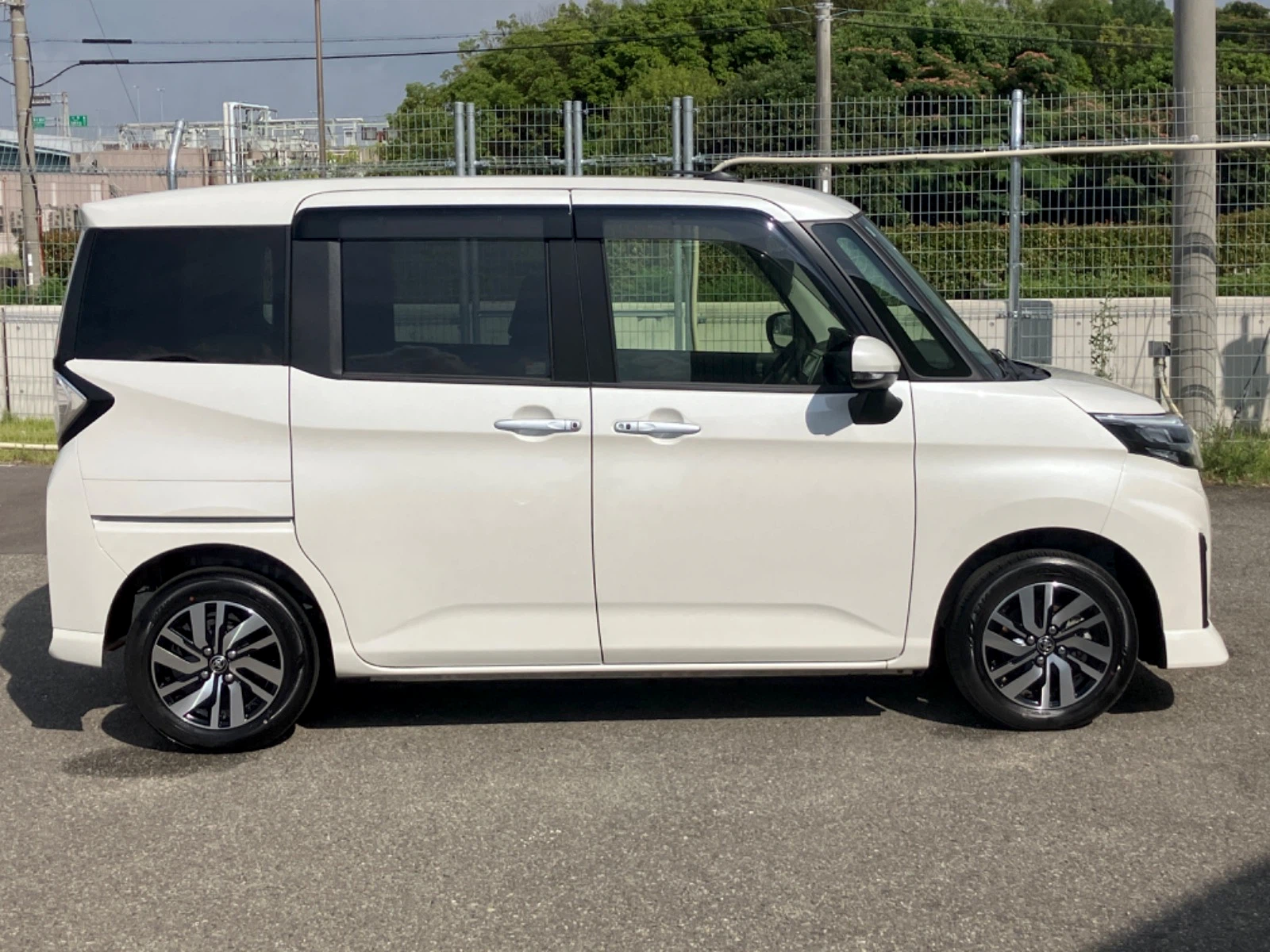 車両の画像